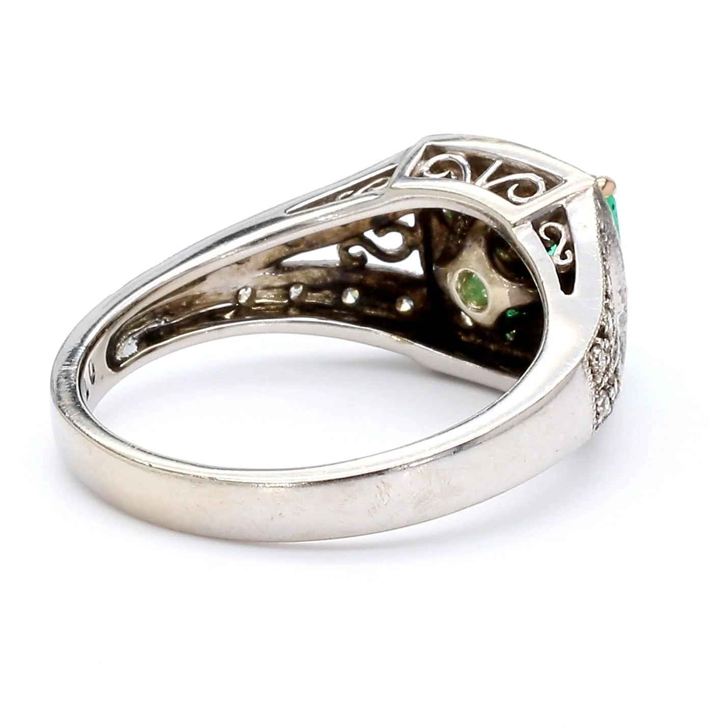 0.77 Carat Square Emerald and Diamond Filigree Halo 14K White Gold Ring - Image 4