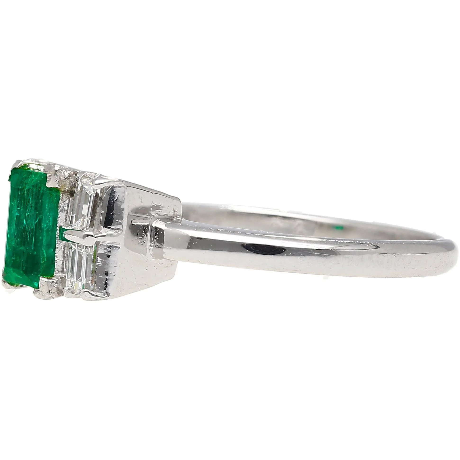 0.98 Carat Baguette Colombian Emerald, Diamond Platinum Thin Ring - Image 5