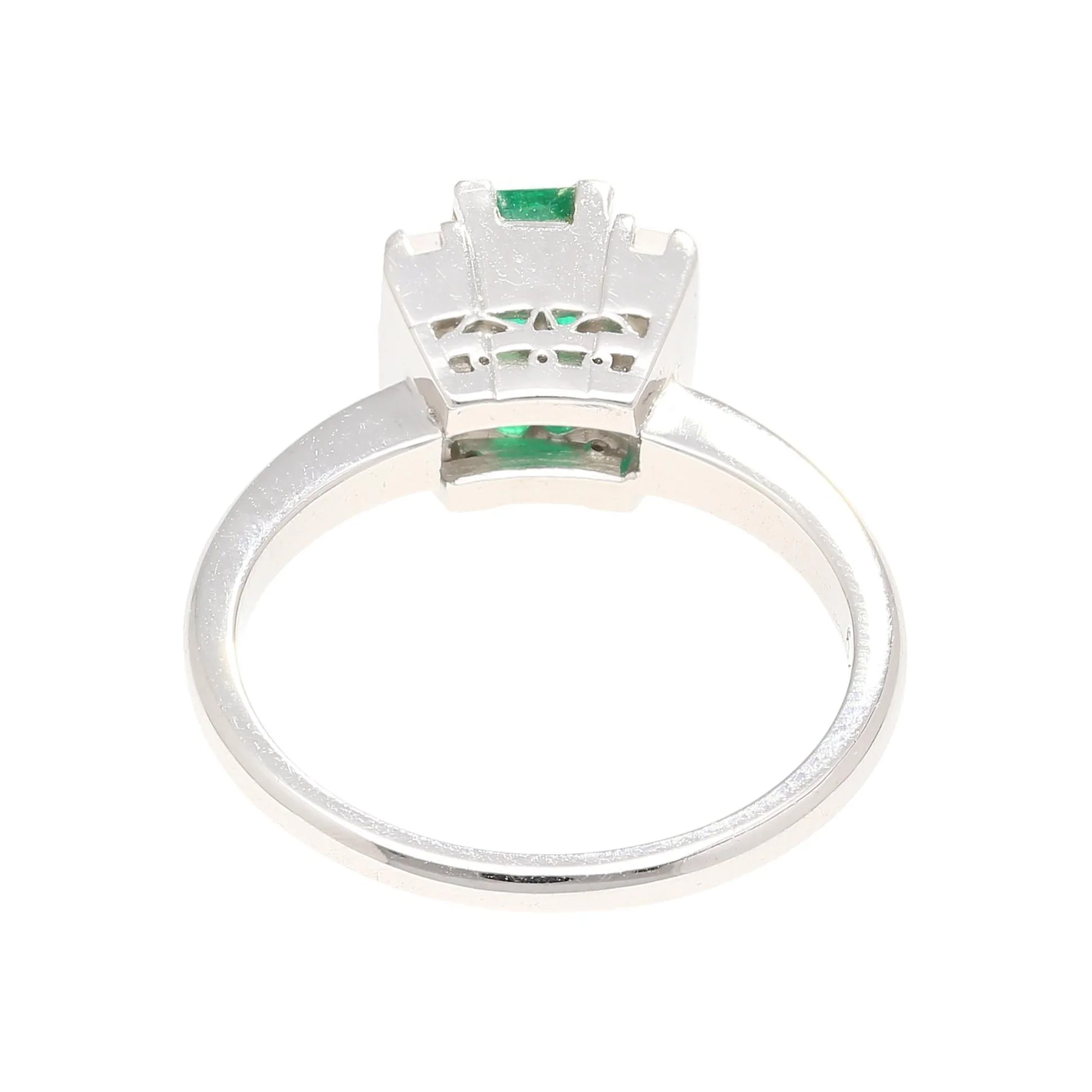 0.98 Carat Baguette Colombian Emerald, Diamond Platinum Thin Ring - Image 7