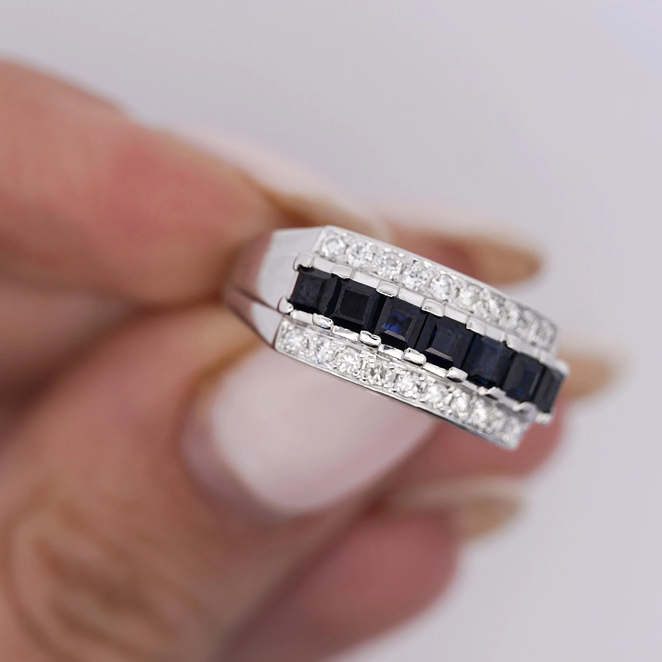 1.16 Carat Sapphire and Round Cut Diamond Cluster Band Ring in Platinum - Image 5
