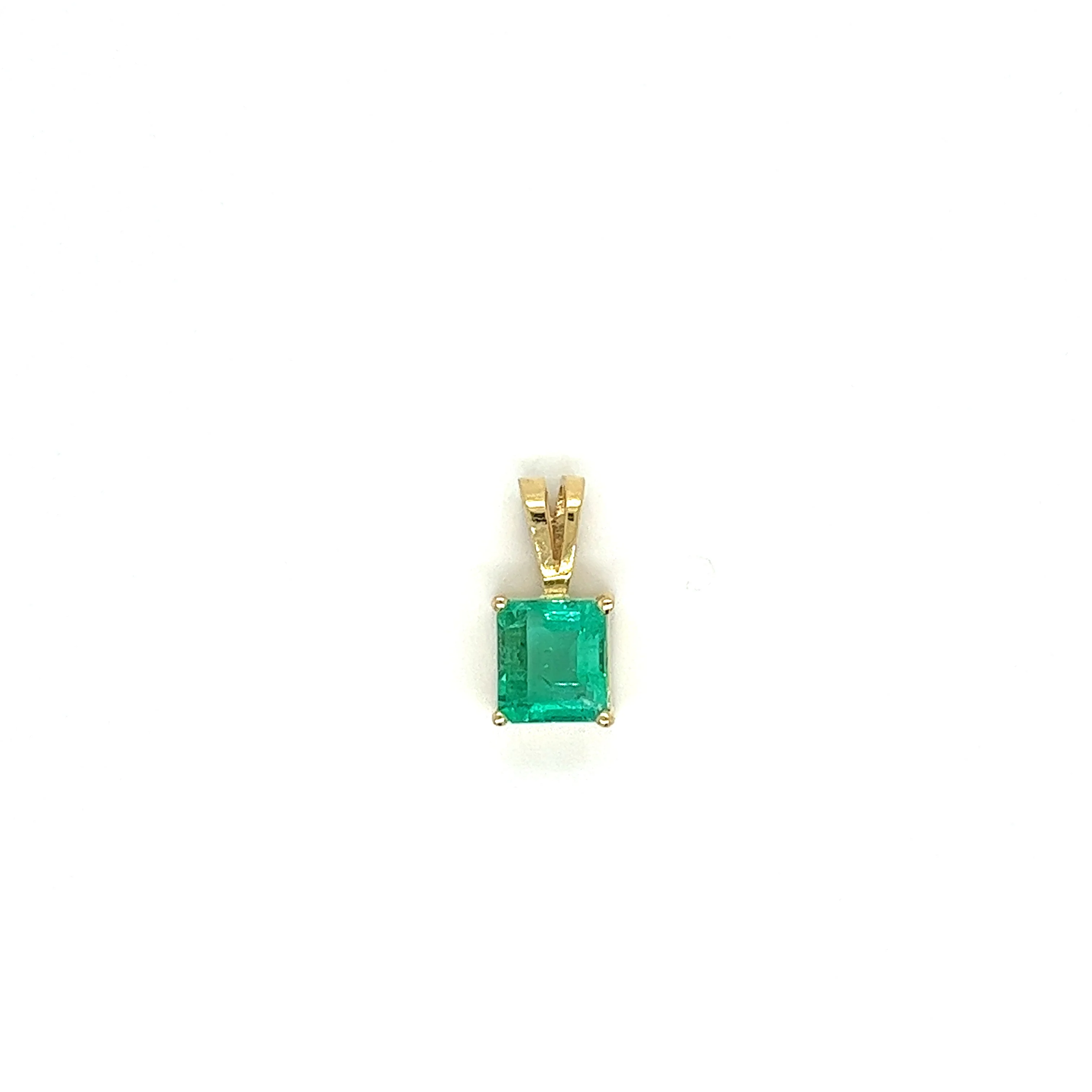 1.20 Carat Colombian Emerald Solitaire Pendant Necklace in 18K Gold - Image 3
