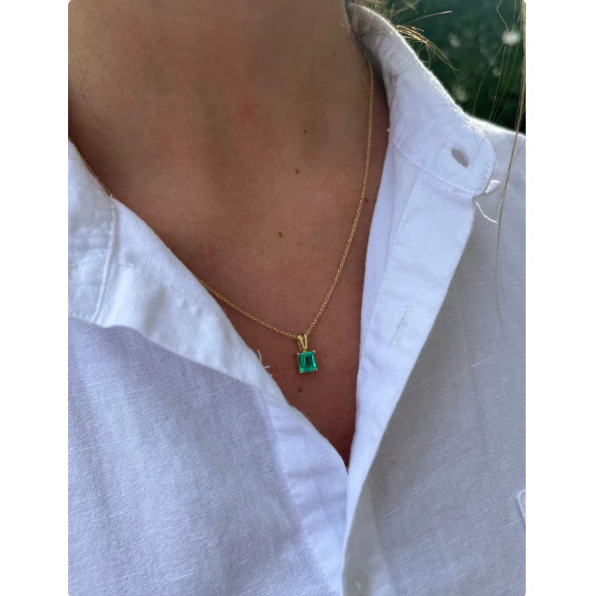 1.20 Carat Colombian Emerald Solitaire Pendant Necklace in 18K Gold - Image 7