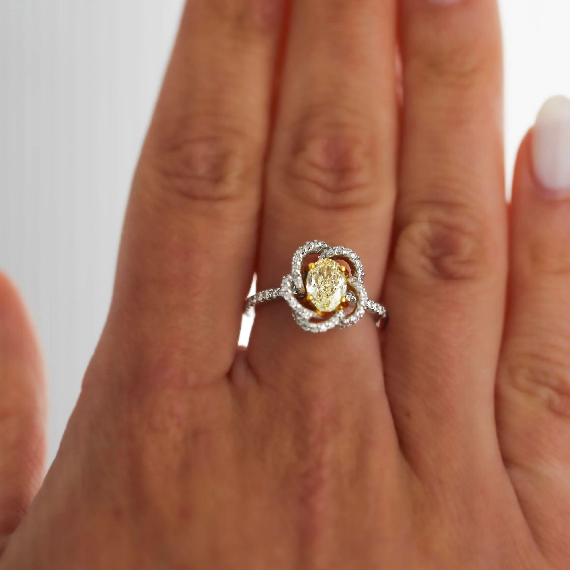 1.24 Carat Fancy Yellow Diamond Platinum & 18K Gold Swirl Floral Ring - Image 5
