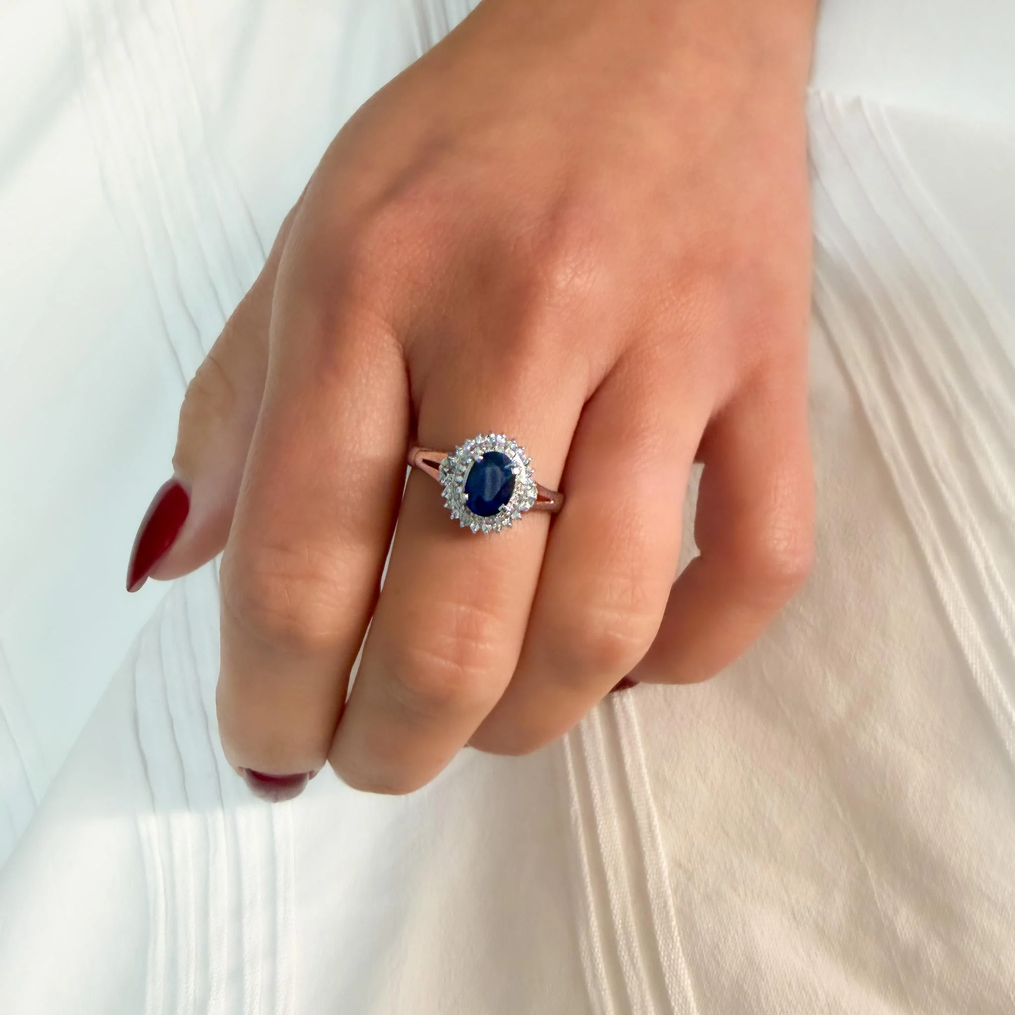 1.25 Carat Oval Blue Sapphire and Diamond Platinum Double Halo Ballerina Ring - Image 9