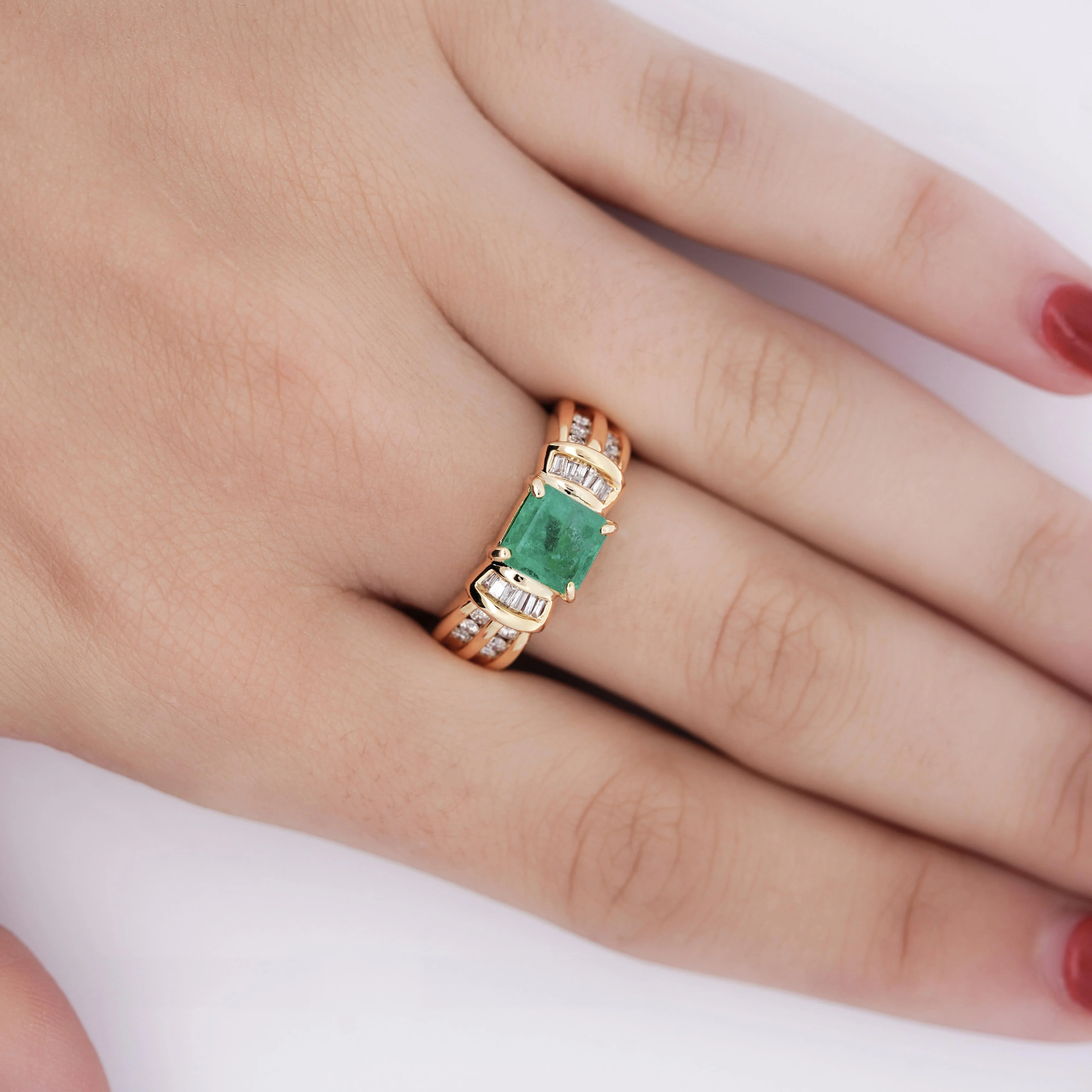 1.47 Carat Emerald With Round and Baguette Cut Diamond 14K Gold Statement Ring - Image 2