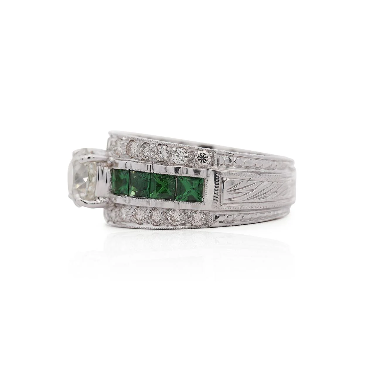 1.48 Carat Old Cut Diamond and Tsavorite Vintage Art Deco Filigree Ring - Image 6