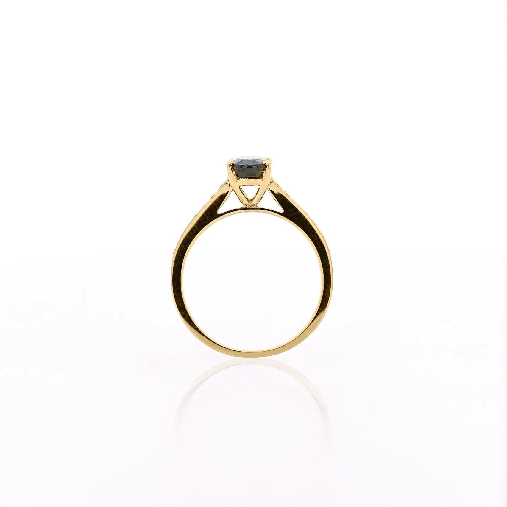 1.5 Carat Deep Blue Sapphire & Diamond Cathedral 18K Gold Ring - Image 4