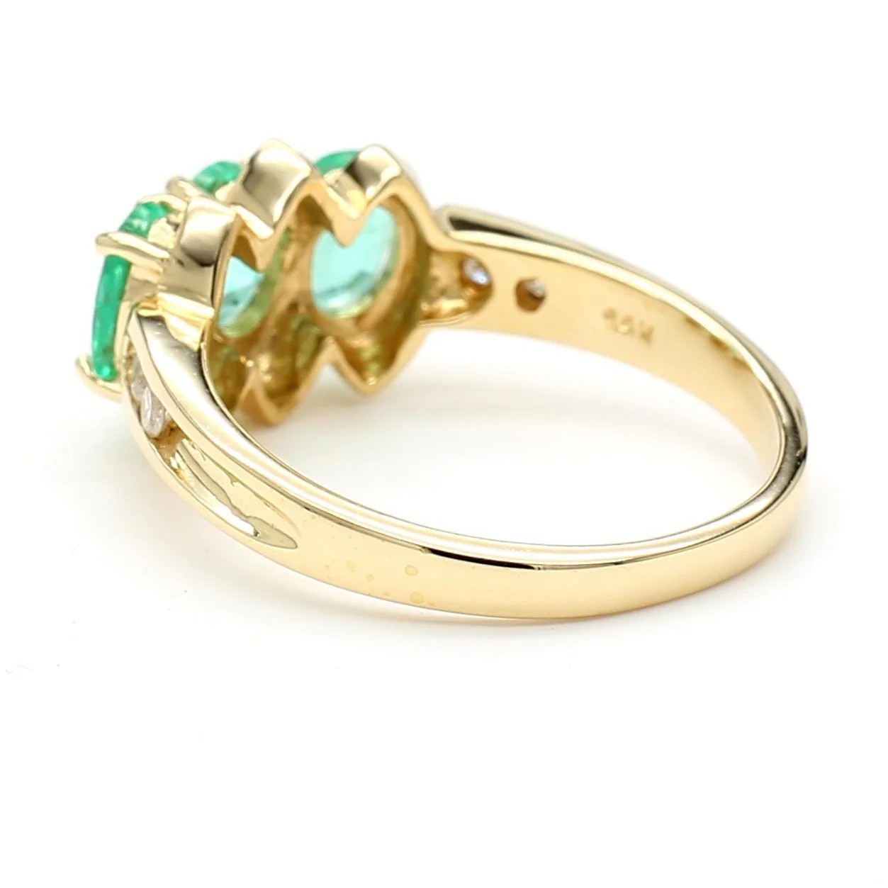 1.80 Carat Oval Emerald 3 Stone Ring in 14K Gold - Image 5