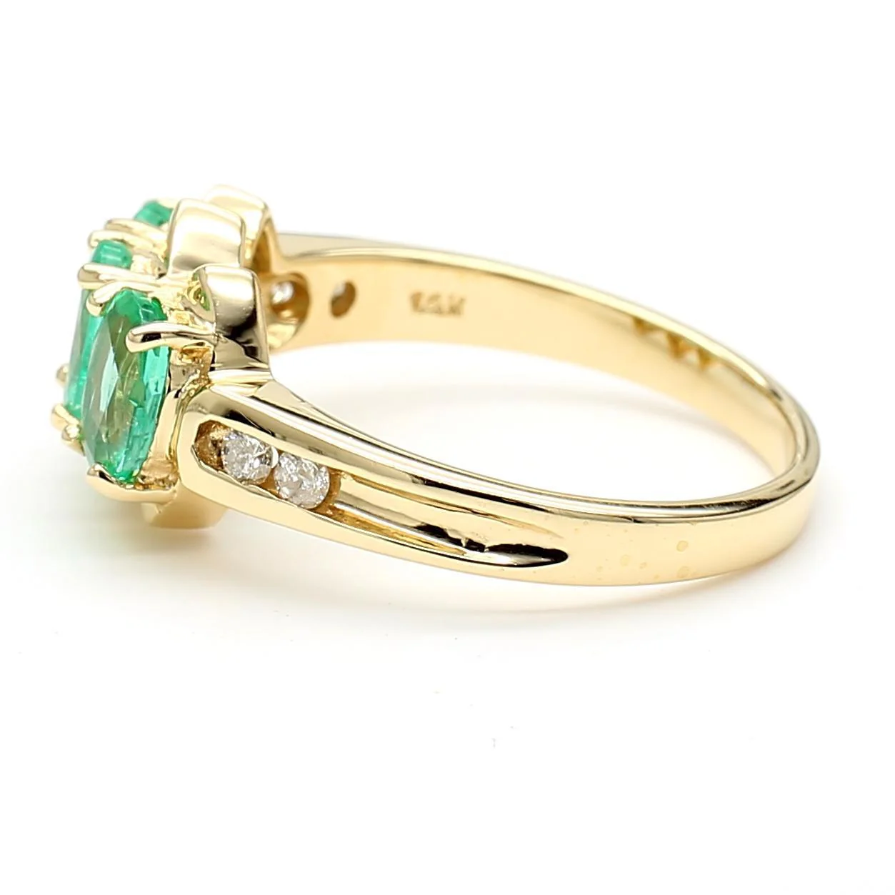 1.80 Carat Oval Emerald 3 Stone Ring in 14K Gold - Image 7