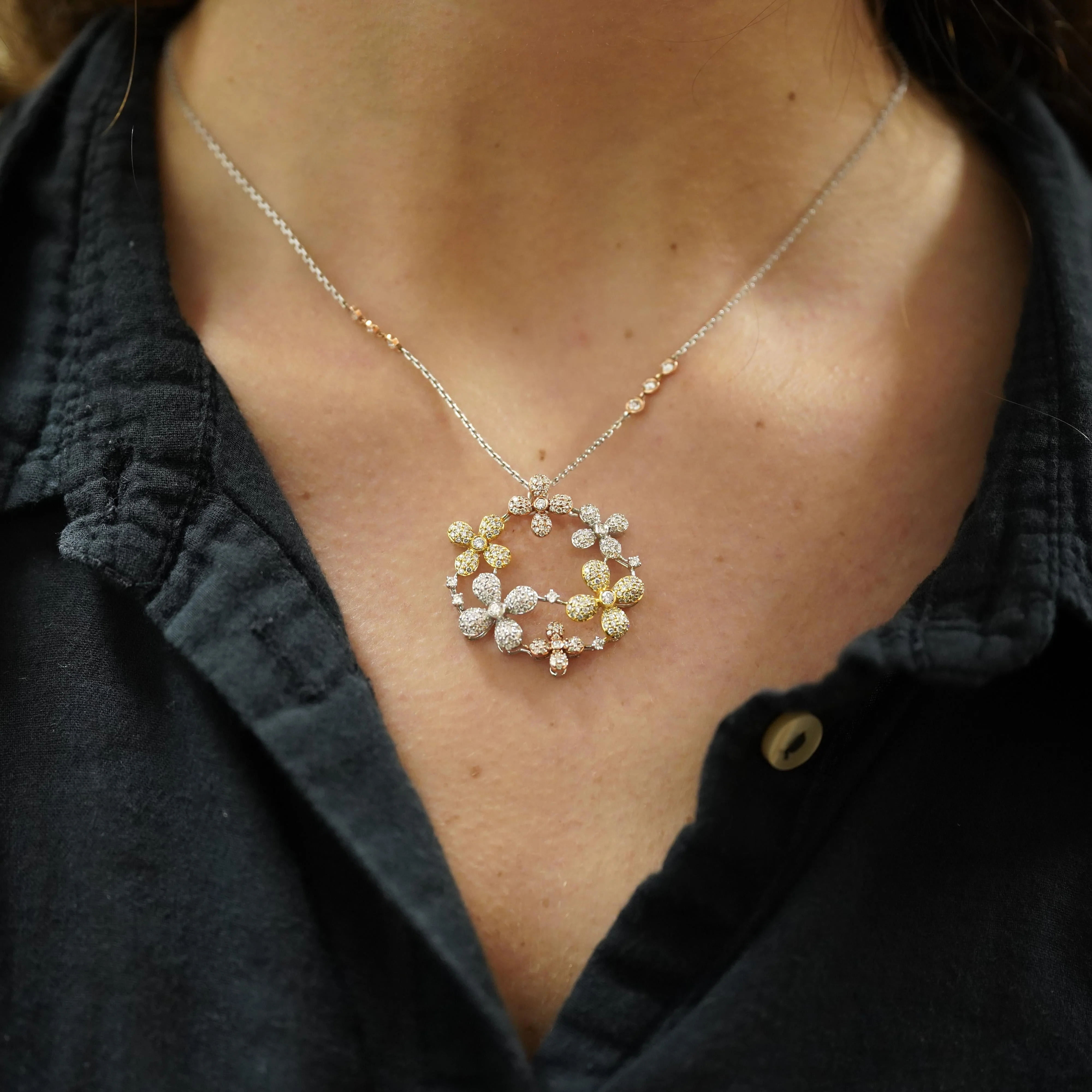 1.81 Carat Round Diamond in 14K Tri-Color Gold Flower Wreath Pendant Necklace - Image 2