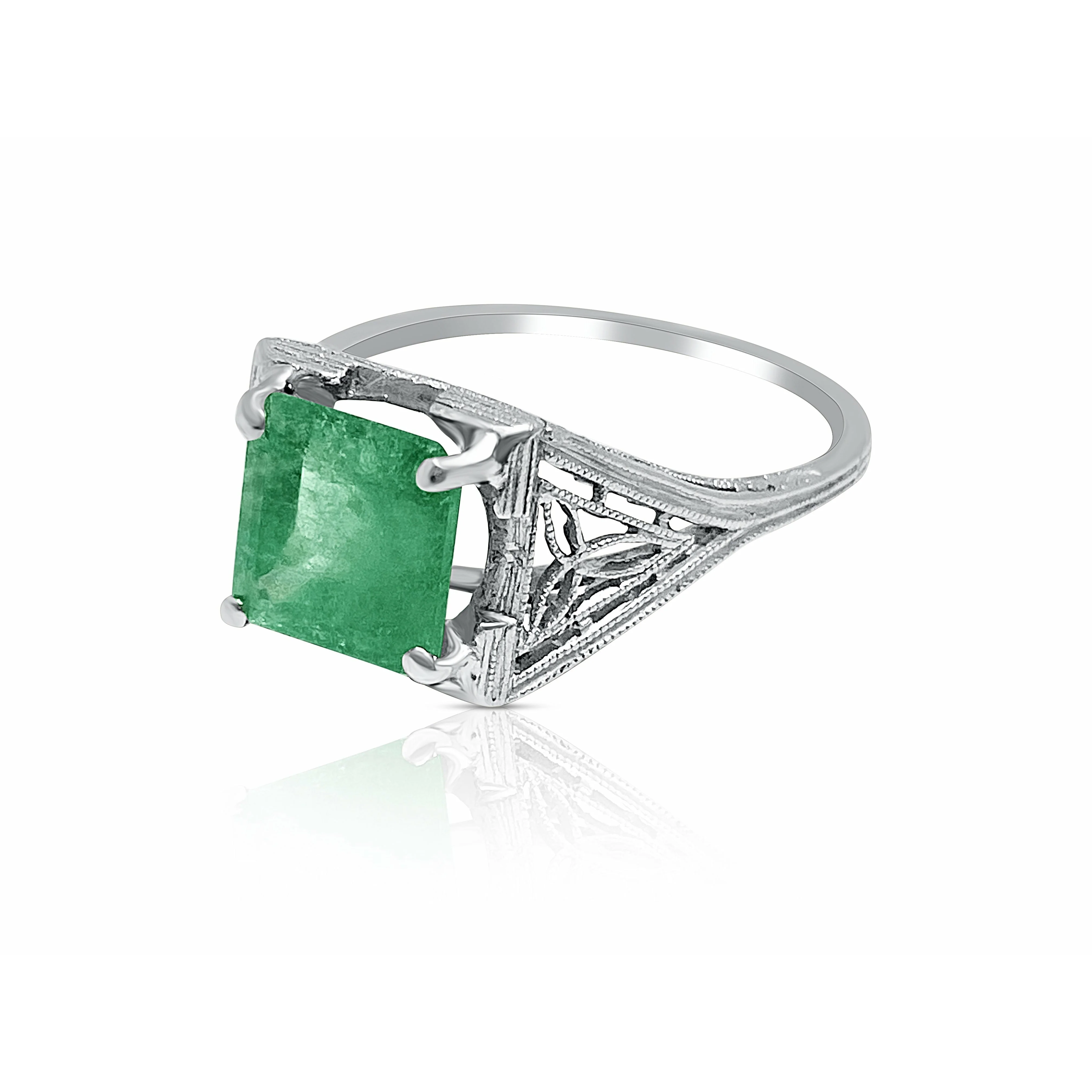 1.93 Carat Colombian Emerald set in Art Deco Platinum filigree ring - Image 3