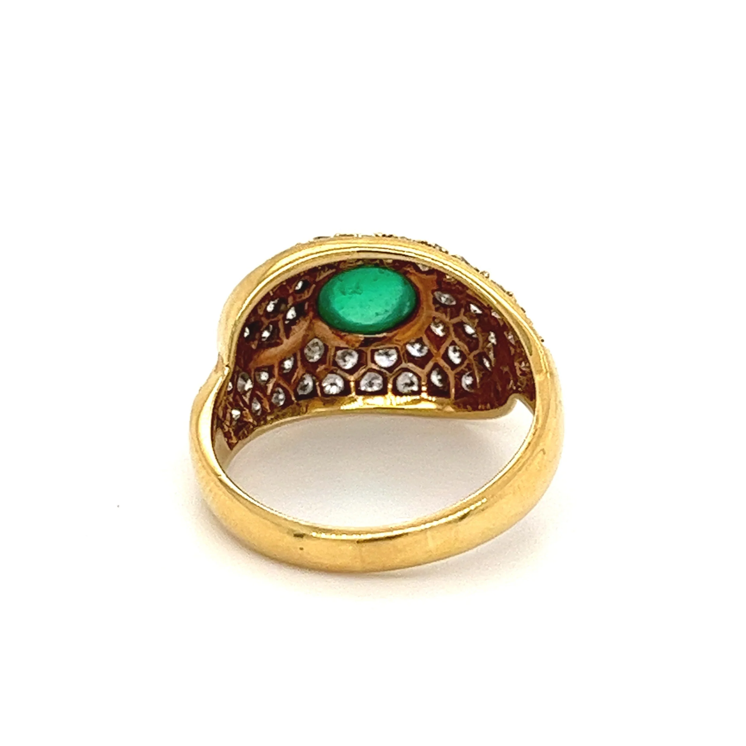 1 Carat Vintage Cabochon Cut Natural Emerald Ring in 18k yellow gold - Image 4