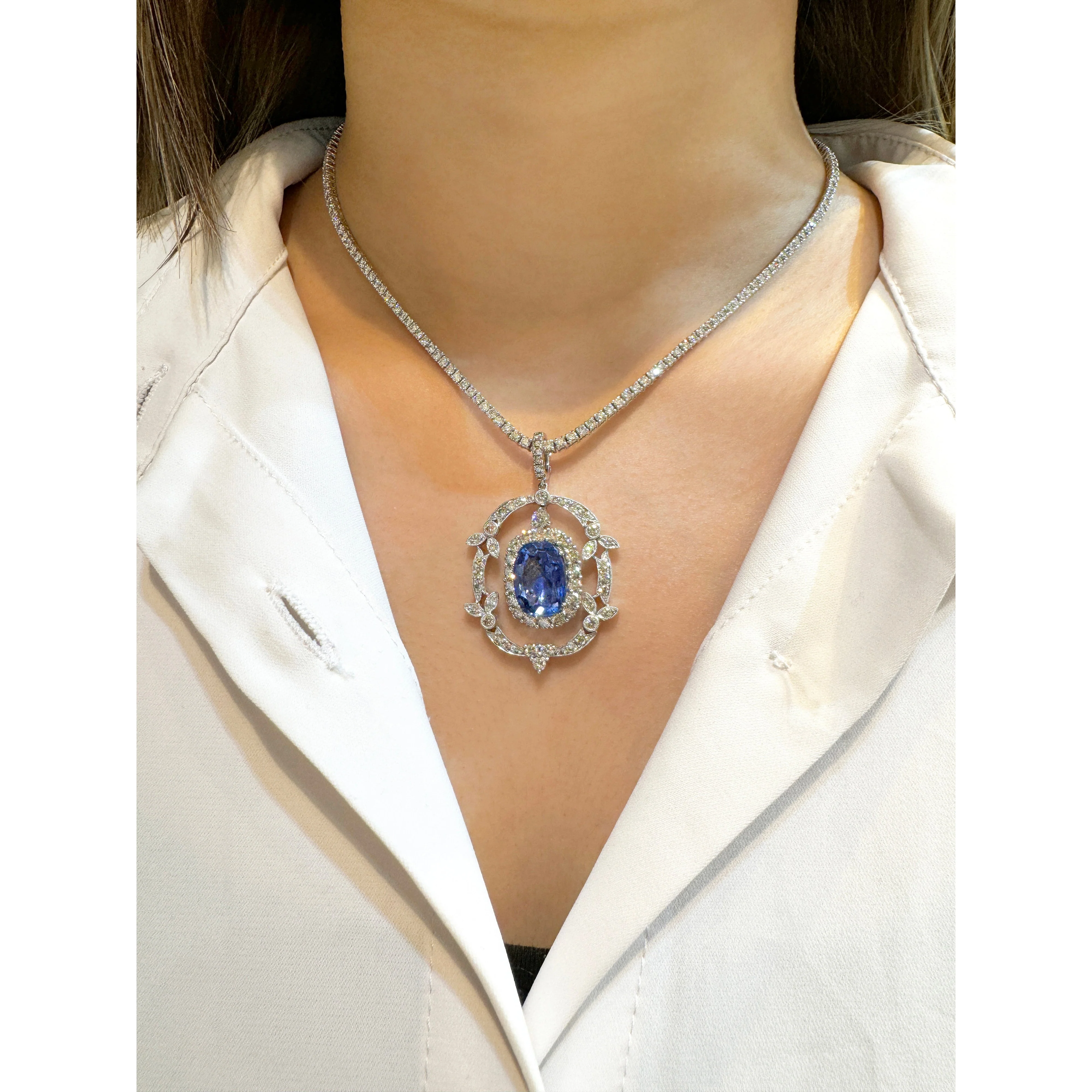 10.36 Carat Oval Cut No Heat Sri Lanka Blue Sapphire Drop Pendant Necklace - Image 6