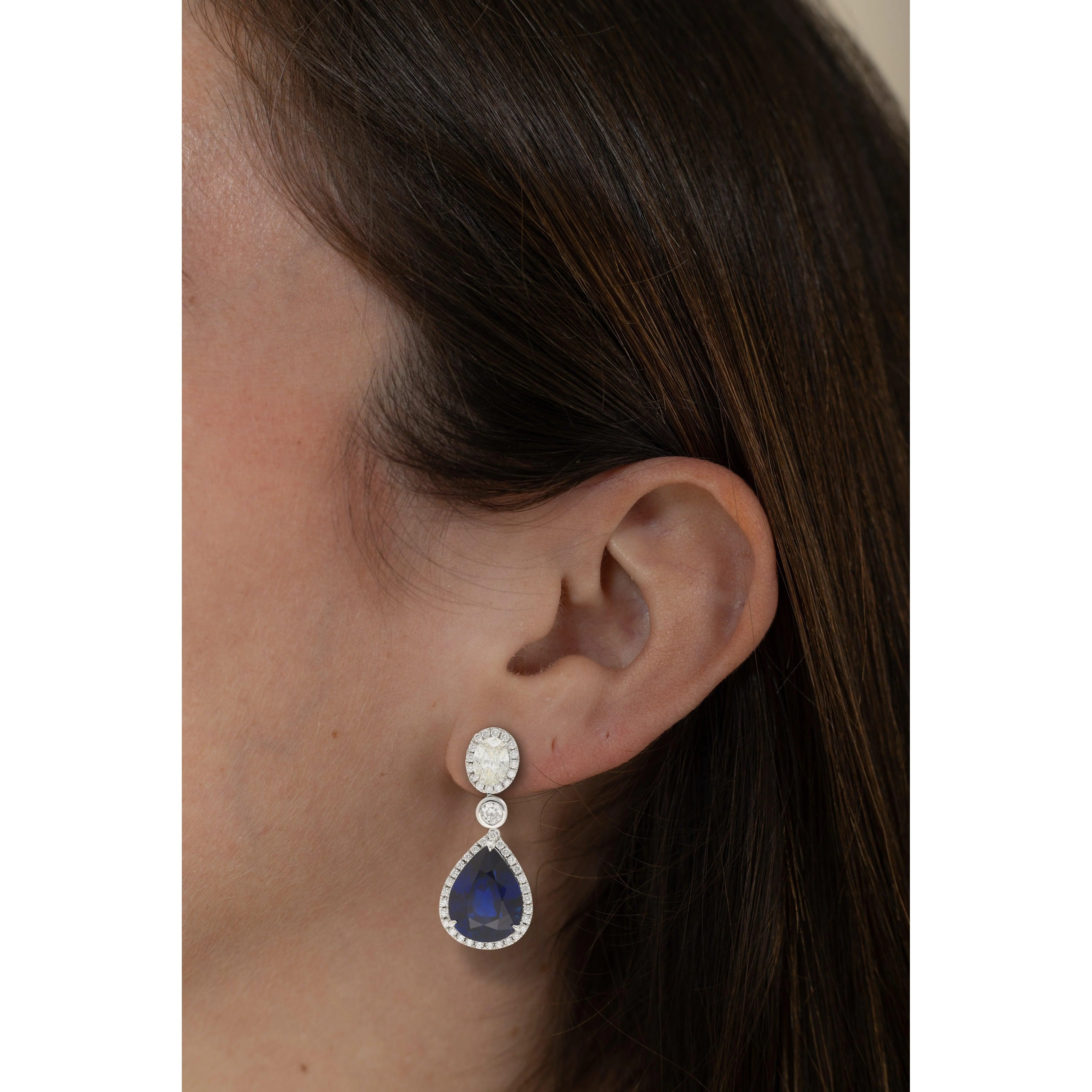 10.38 Carat Blue Sapphire and Diamond 18K White Gold Drop Earrings - Image 6