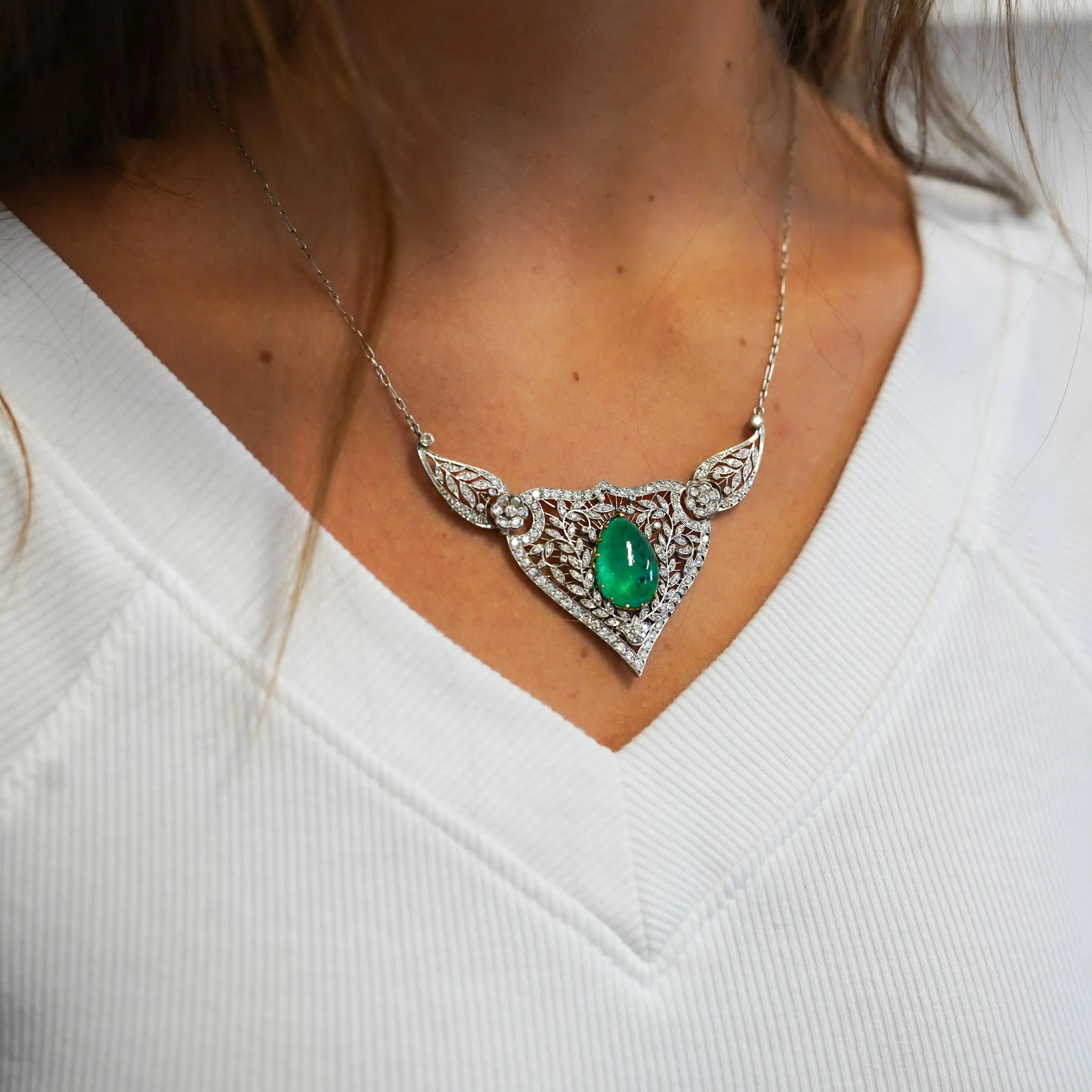 11ct Cabochon Drop Emerald Diamond Floral Platinum Necklace - Image 8