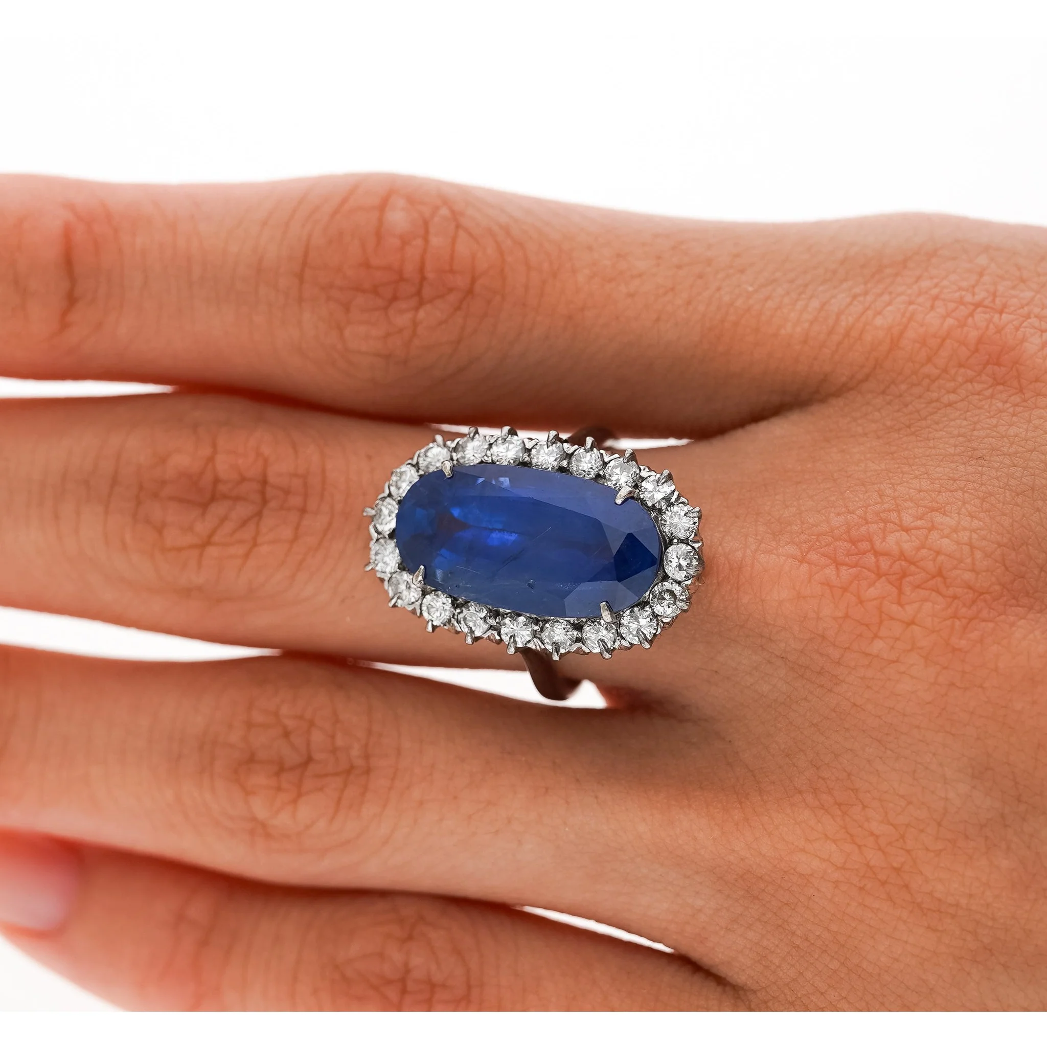 Antique Old Mine 11.3 Carat No Heat Burma Blue Sapphire & Diamond Halo Ring in Platinum - Image 6