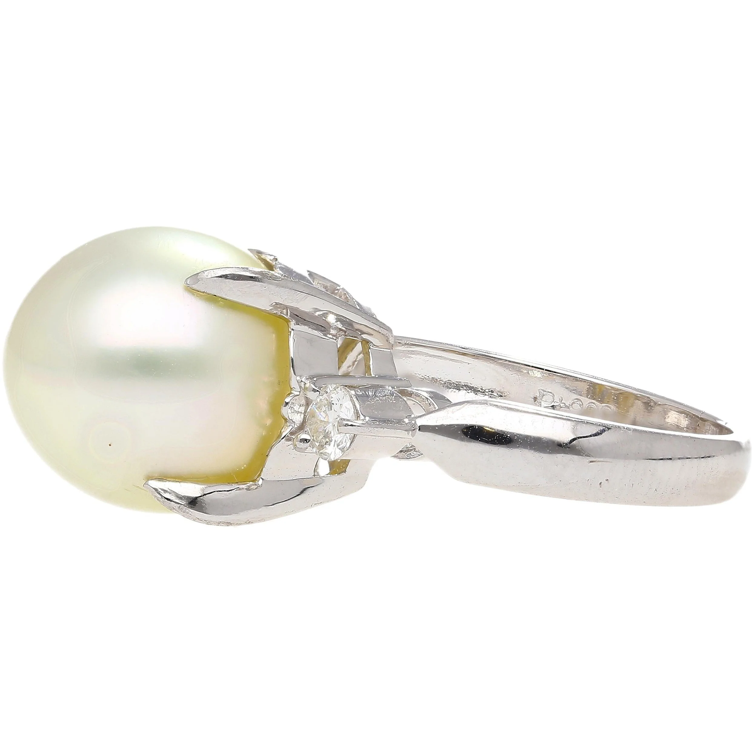 12.5mm South Sea Pearl and Diamond Platinum Three Stone Ring - Image 4