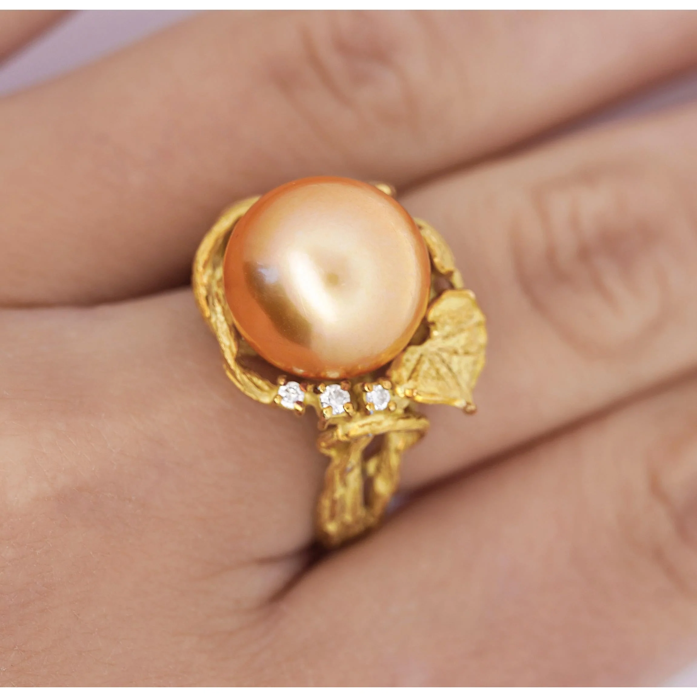 12.8mm Golden South Sea Pearl and Round Cut Diamonds Ring in 18k Yellow Gold - Image 5