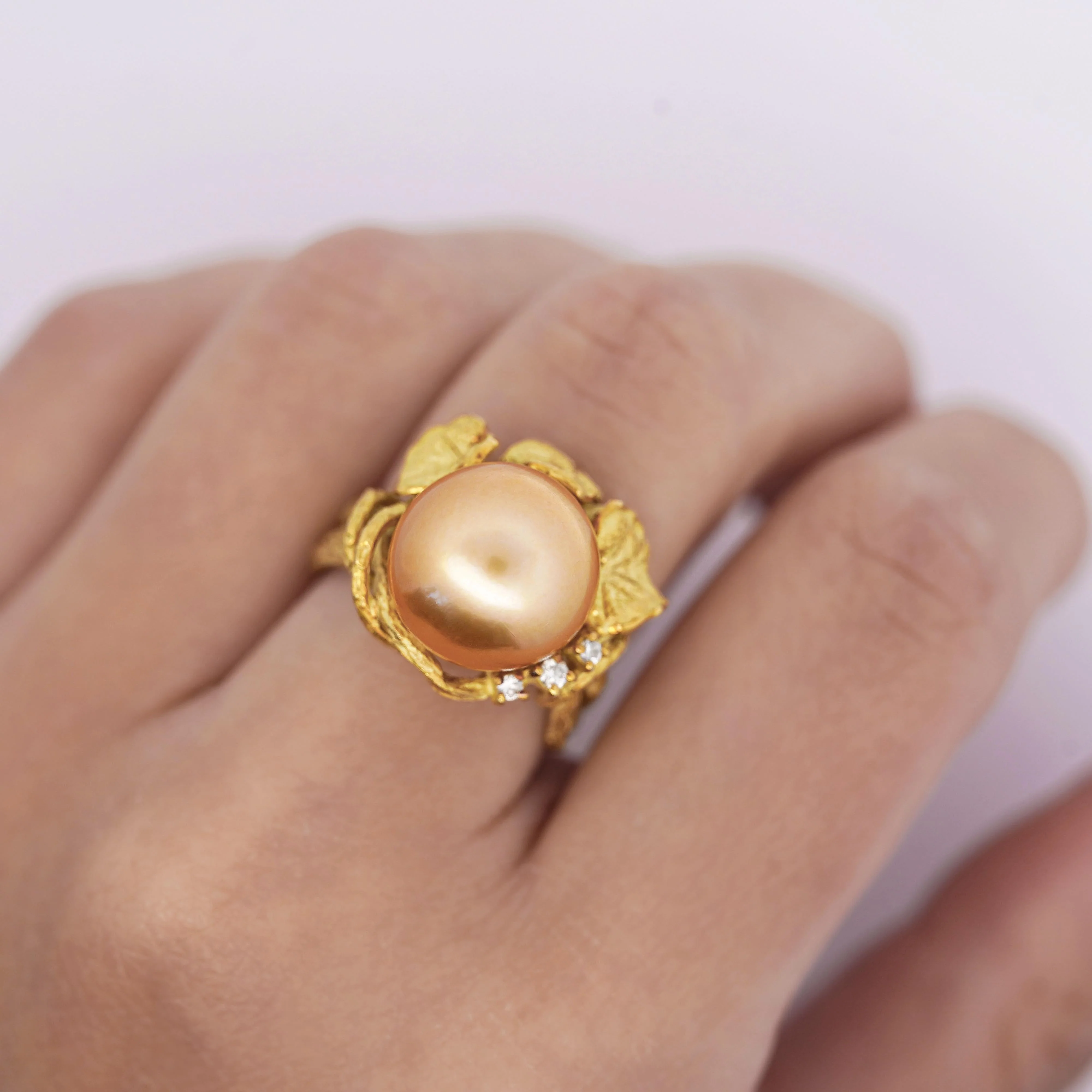 12.8mm Golden South Sea Pearl and Round Cut Diamonds Ring in 18k Yellow Gold - Image 6