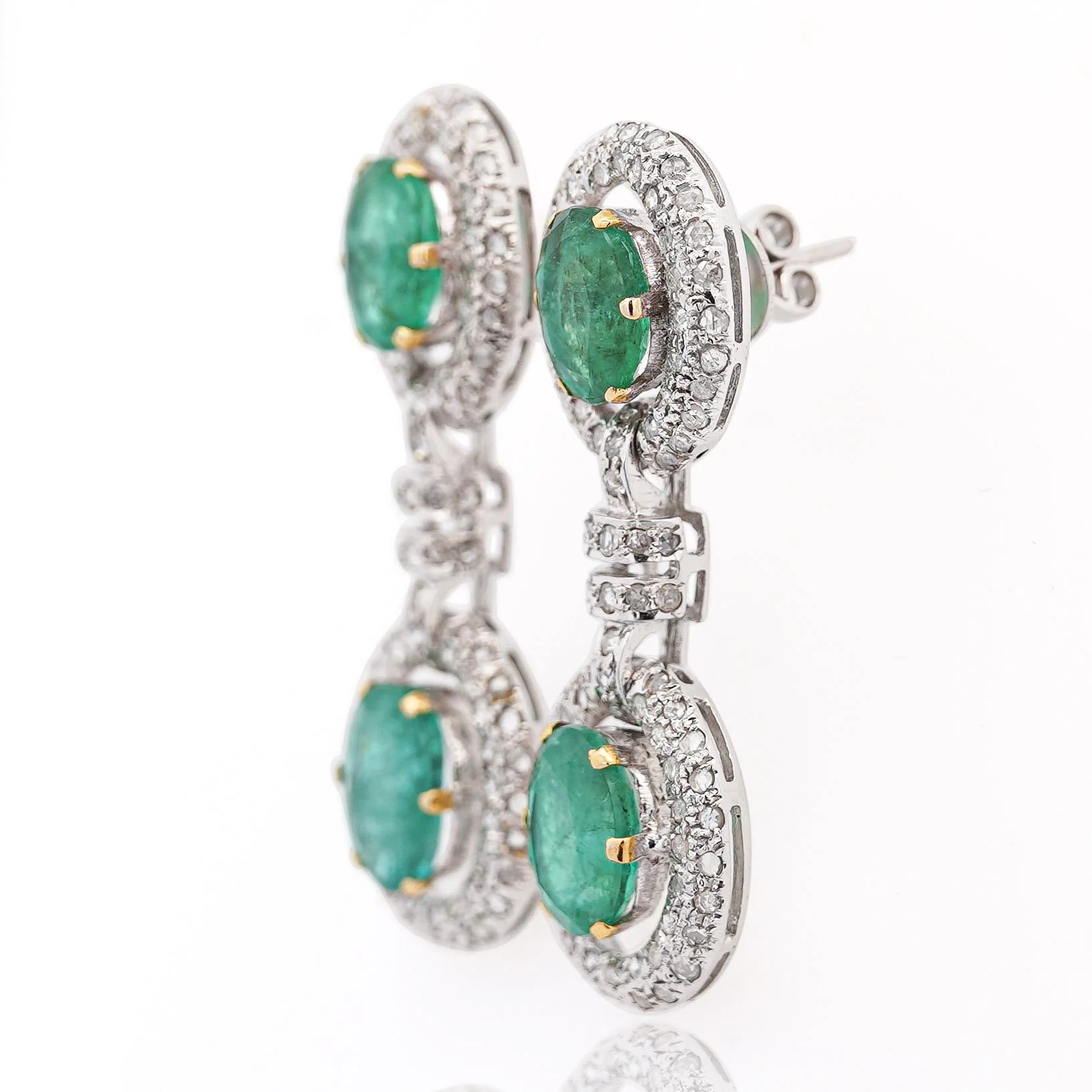 12 Carat Natural Oval Emerald & Rose-Cut Diamond Drop Earrings in 18K White Gold - Image 3