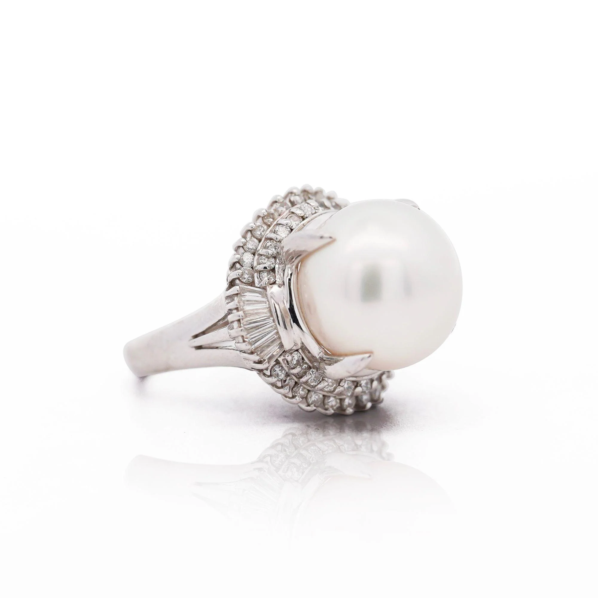 13mm South Sea Pearl & Baguette Diamond Halo Platinum Ballerina Ring - Image 3