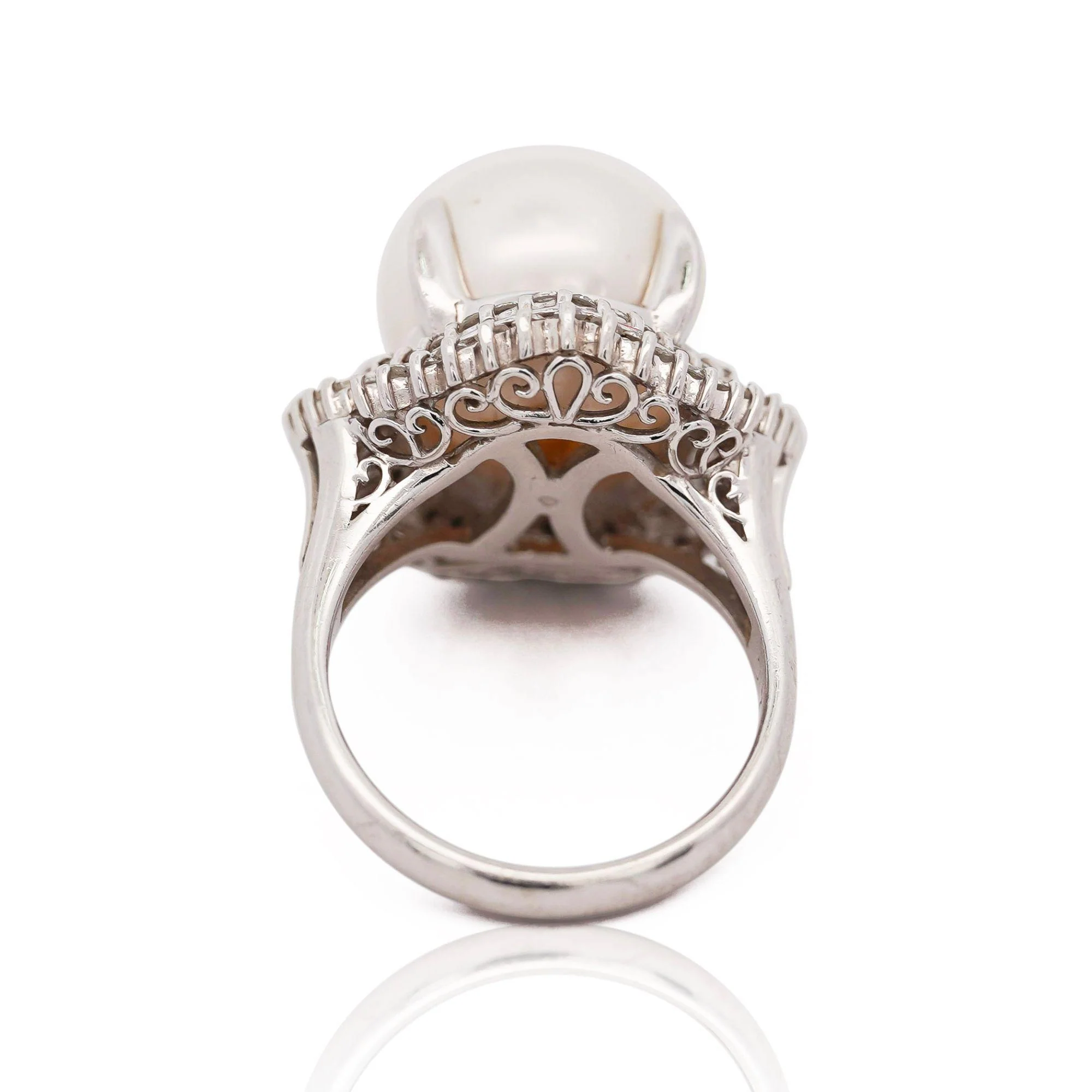 13mm South Sea Pearl & Baguette Diamond Halo Platinum Ballerina Ring - Image 4