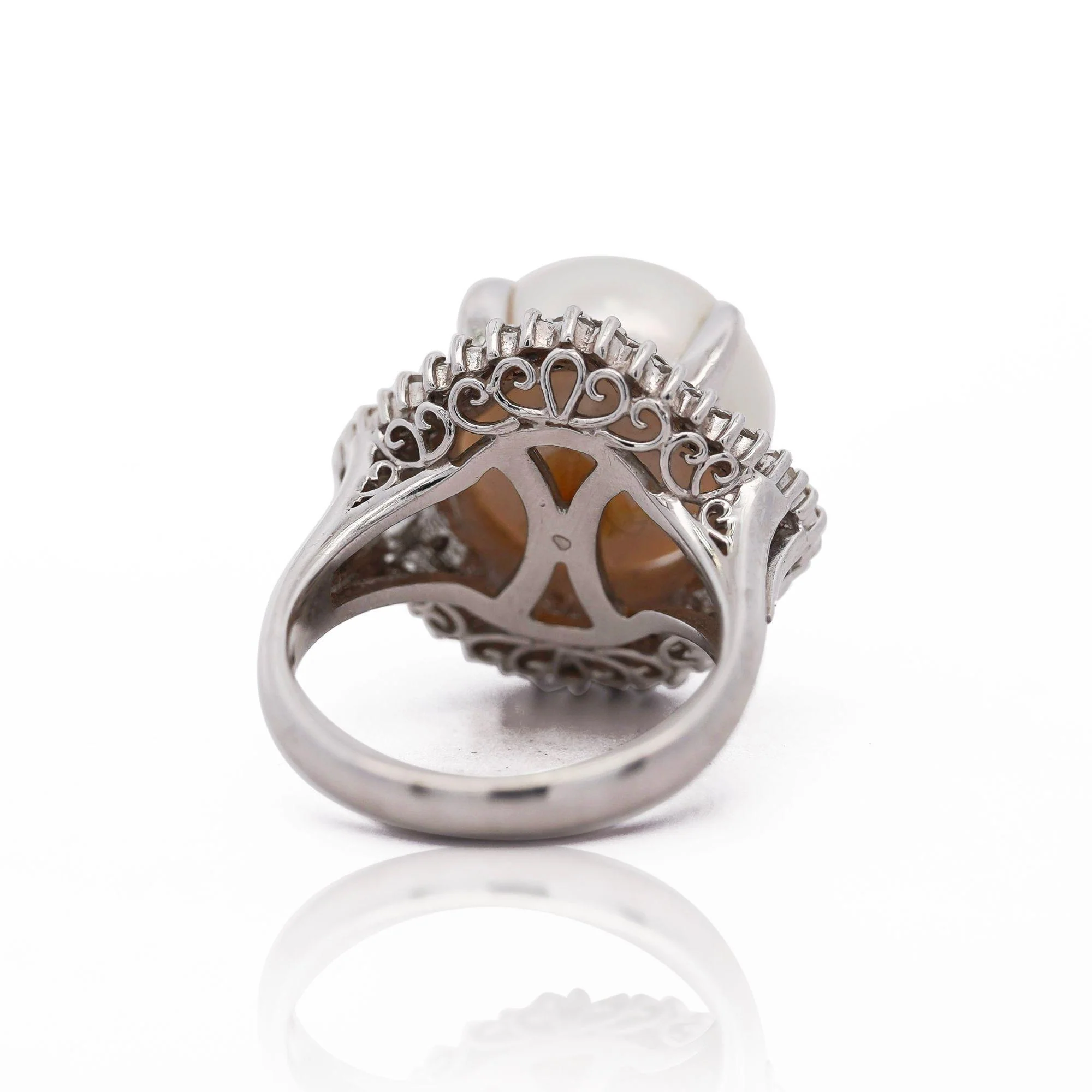 13mm South Sea Pearl & Baguette Diamond Halo Platinum Ballerina Ring - Image 6