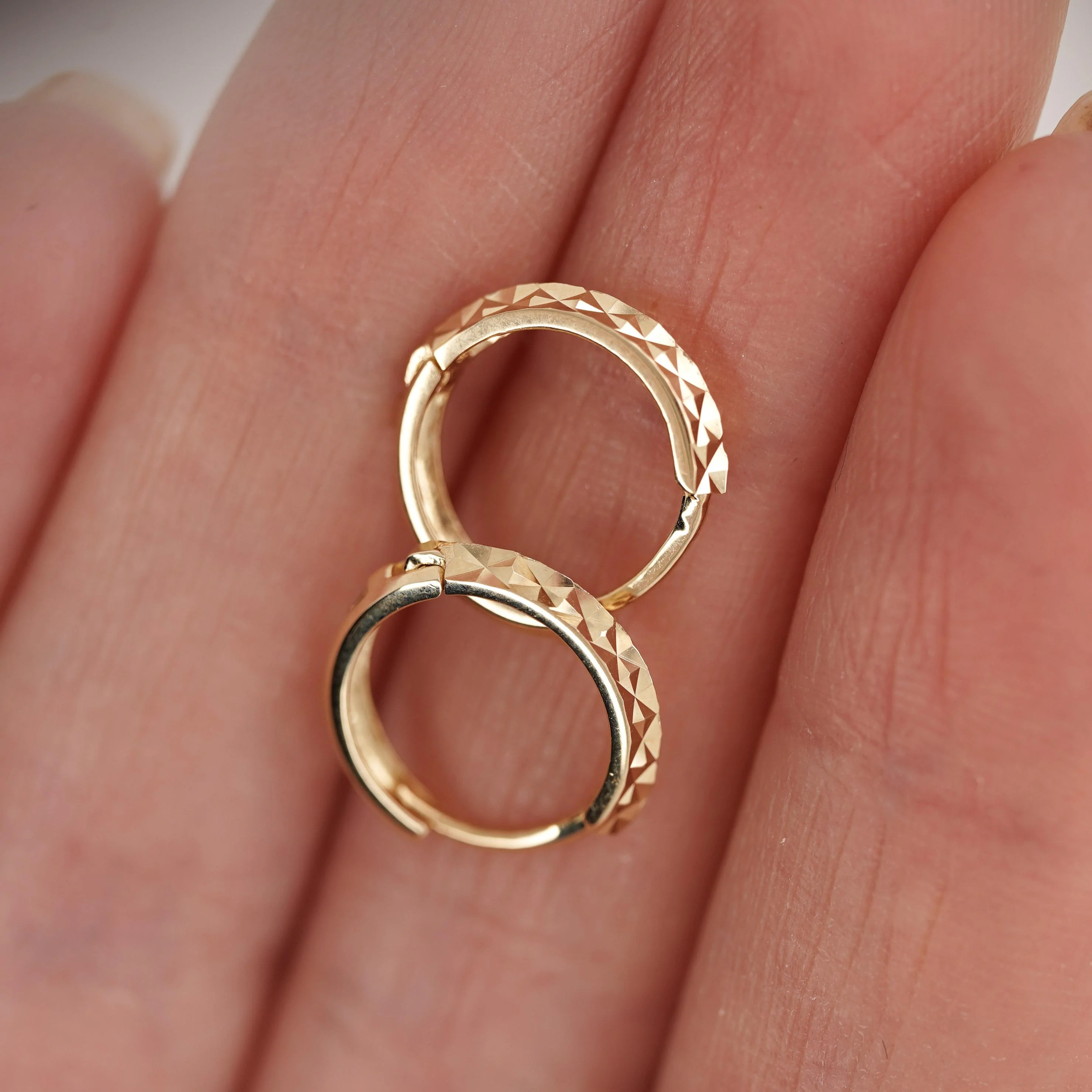 14K Gold Diamond Cut 13mm Huggie Hoop Earrings - Image 4