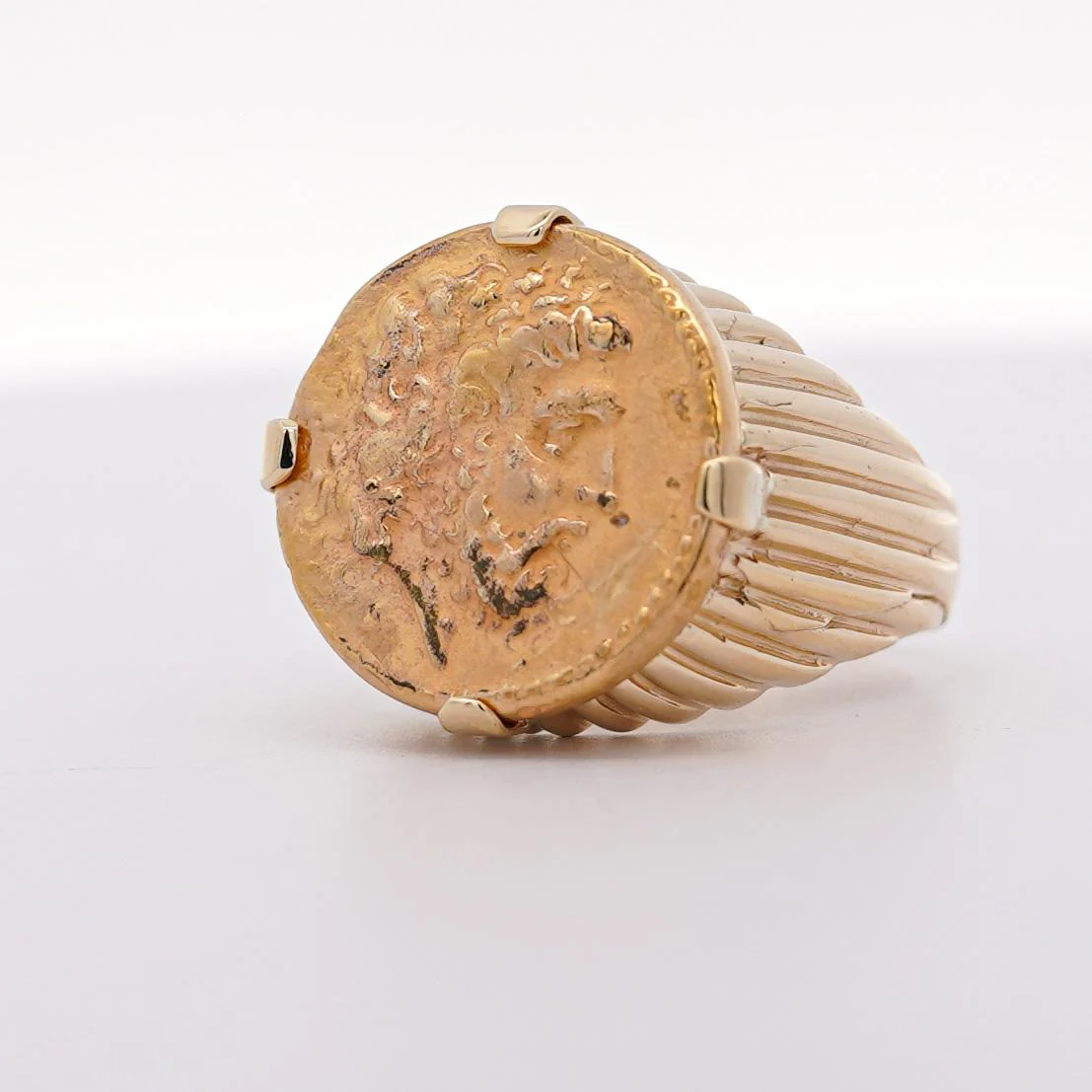 14K Gold Intaglio Zeus Coin Ribbed Band Signet Mens Ring - Image 3