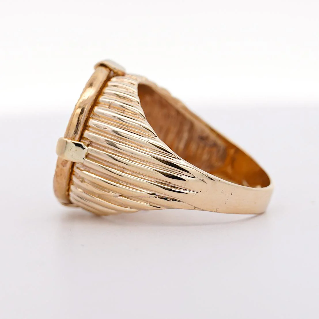 14K Gold Intaglio Zeus Coin Ribbed Band Signet Mens Ring - Image 4