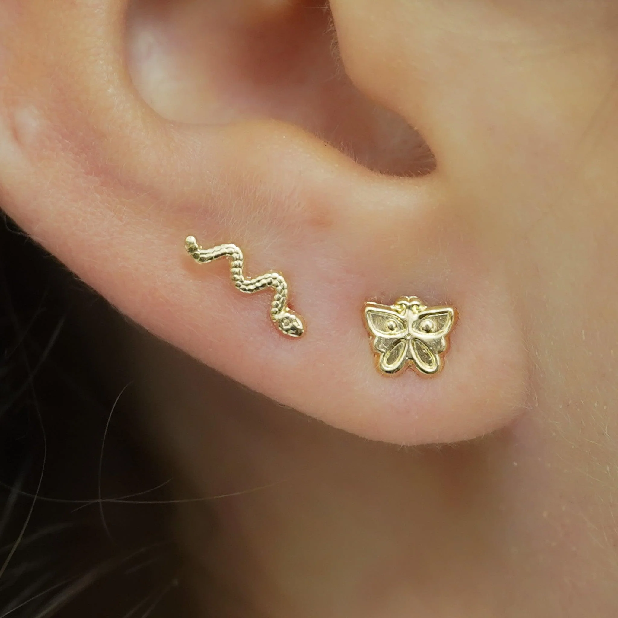 14K Solid Gold Snake Stud Earrings In Screw Back Closure - Image 10