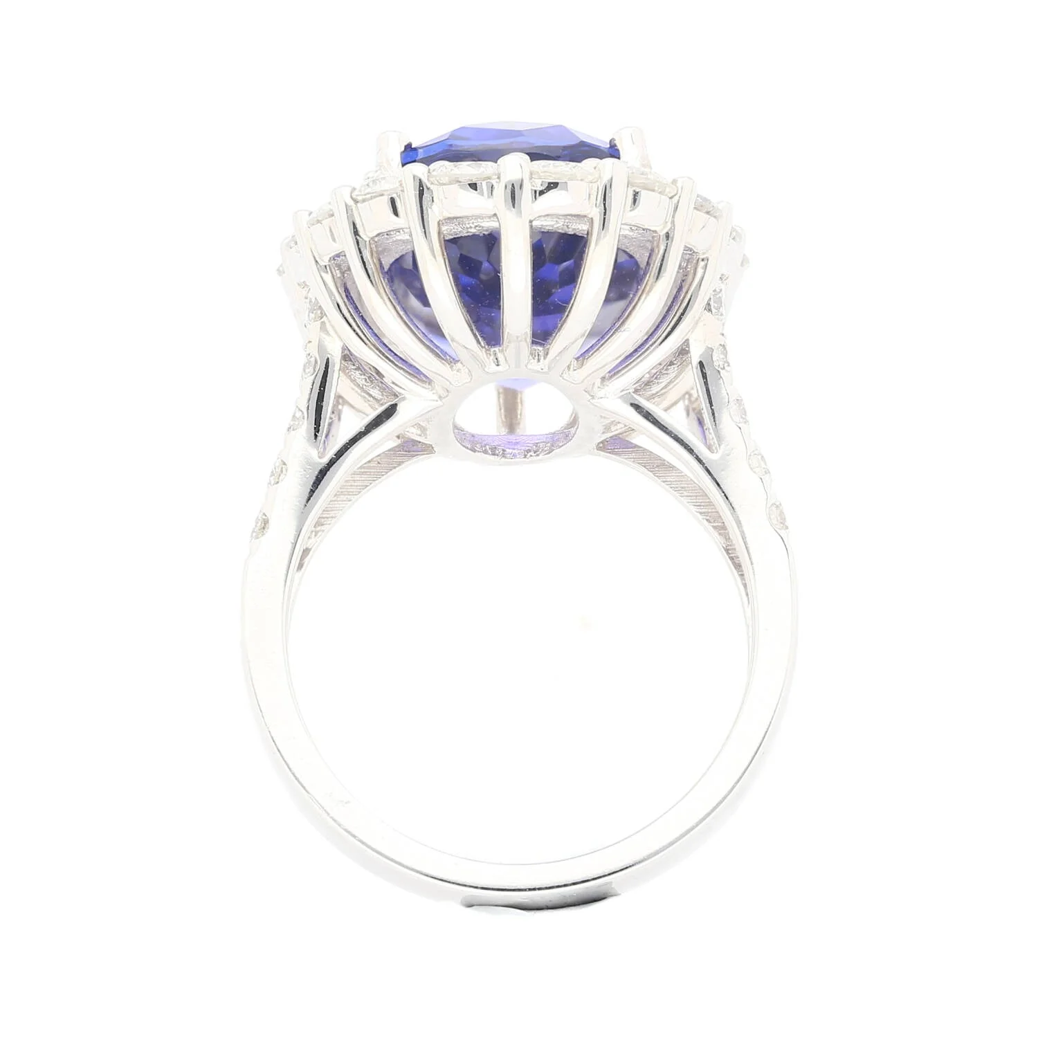 15.46 Carat Oval Cut Fine Tanzanite and Diamond Halo Ring in 18k White Gold With Split Shank Setting - Image 5