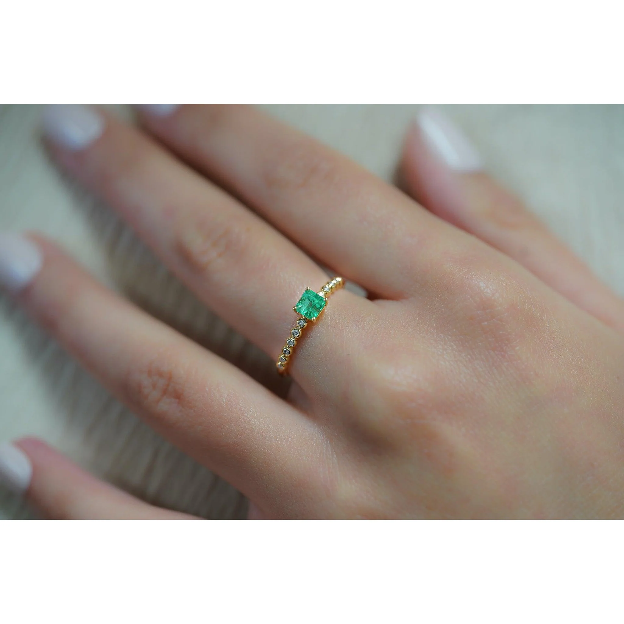 Natural Emerald Square Cut Thin Ribbed Band Stacking Ring in 18K Yellow Gold - Image 8
