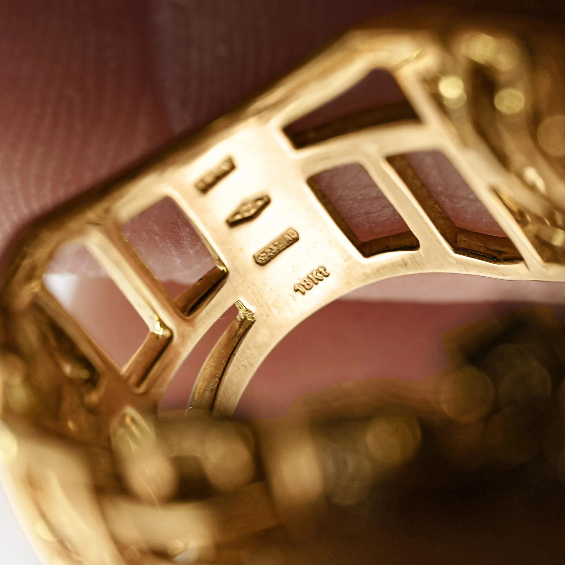 18K Gold Garavelli Signed Men's Italian Diamond Cage Link Ring - Image 10