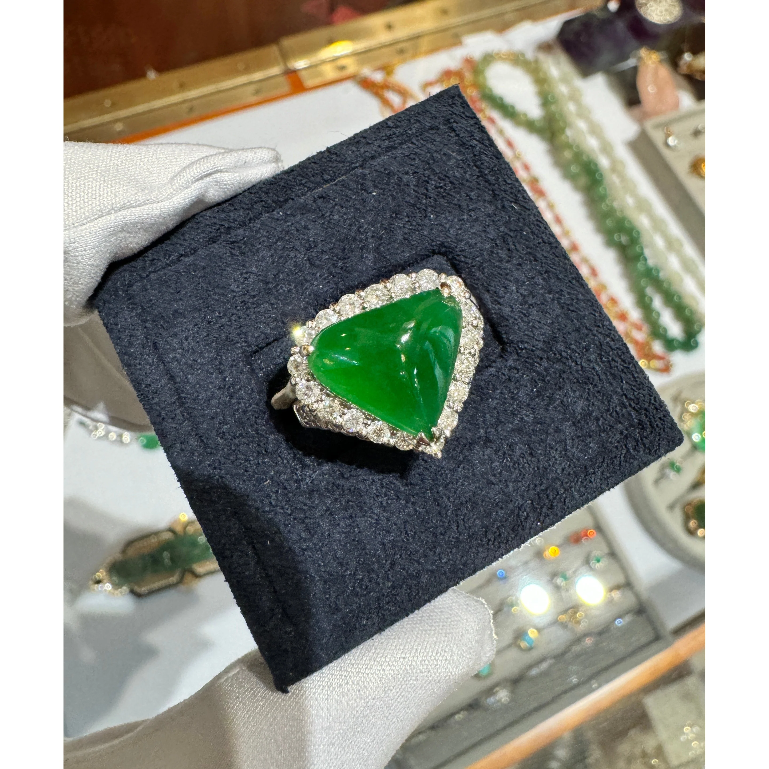 18K White Gold Type A Jadeite Jade Cabochon Cut Triangle Shape and Diamond Halo Ring - Image 10