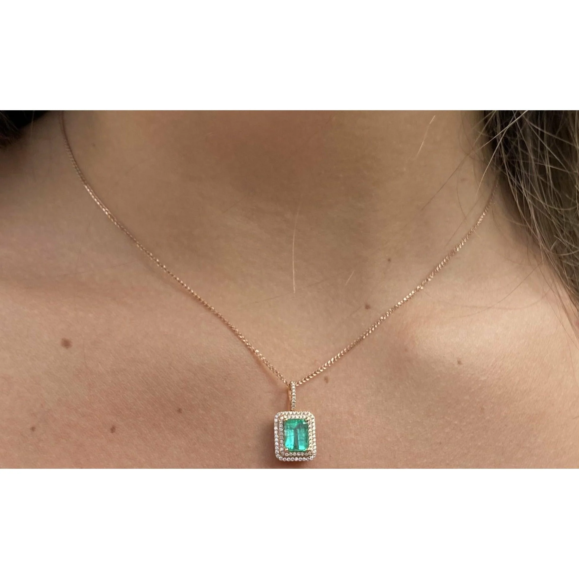 18k Rose Gold 1.47 Carat Emerald Pendant in 18k White Gold Necklace - Image 6
