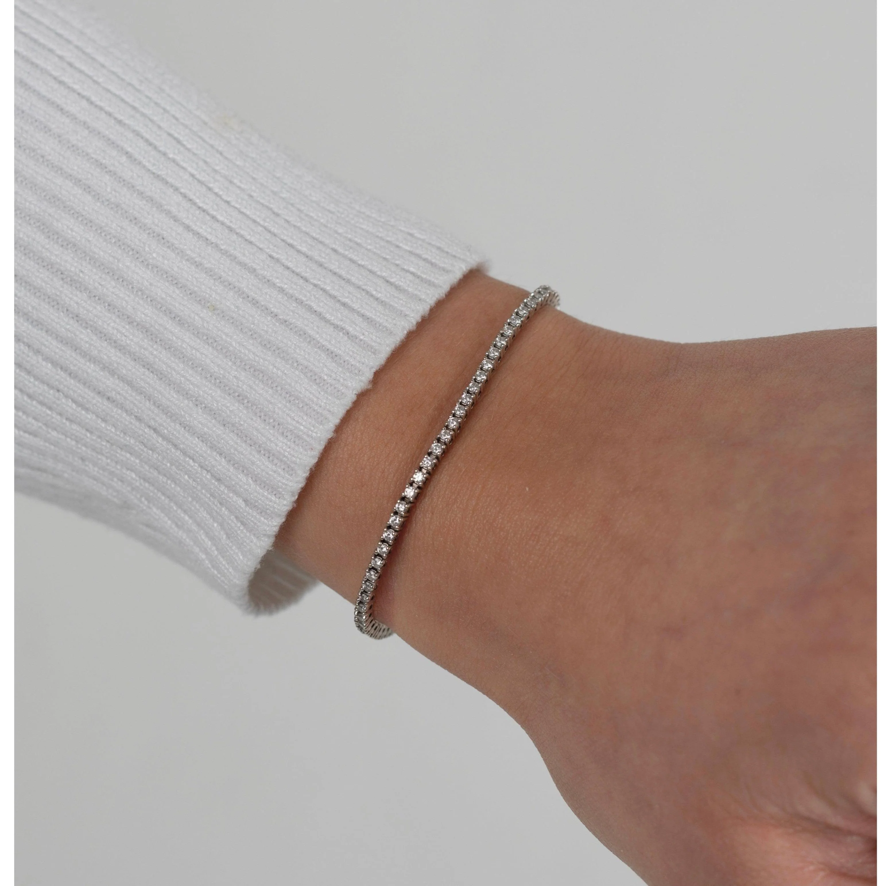 18K White Gold 1.34 Carat Diamond Tennis Bracelet | 7 inches - 2mm - Image 3