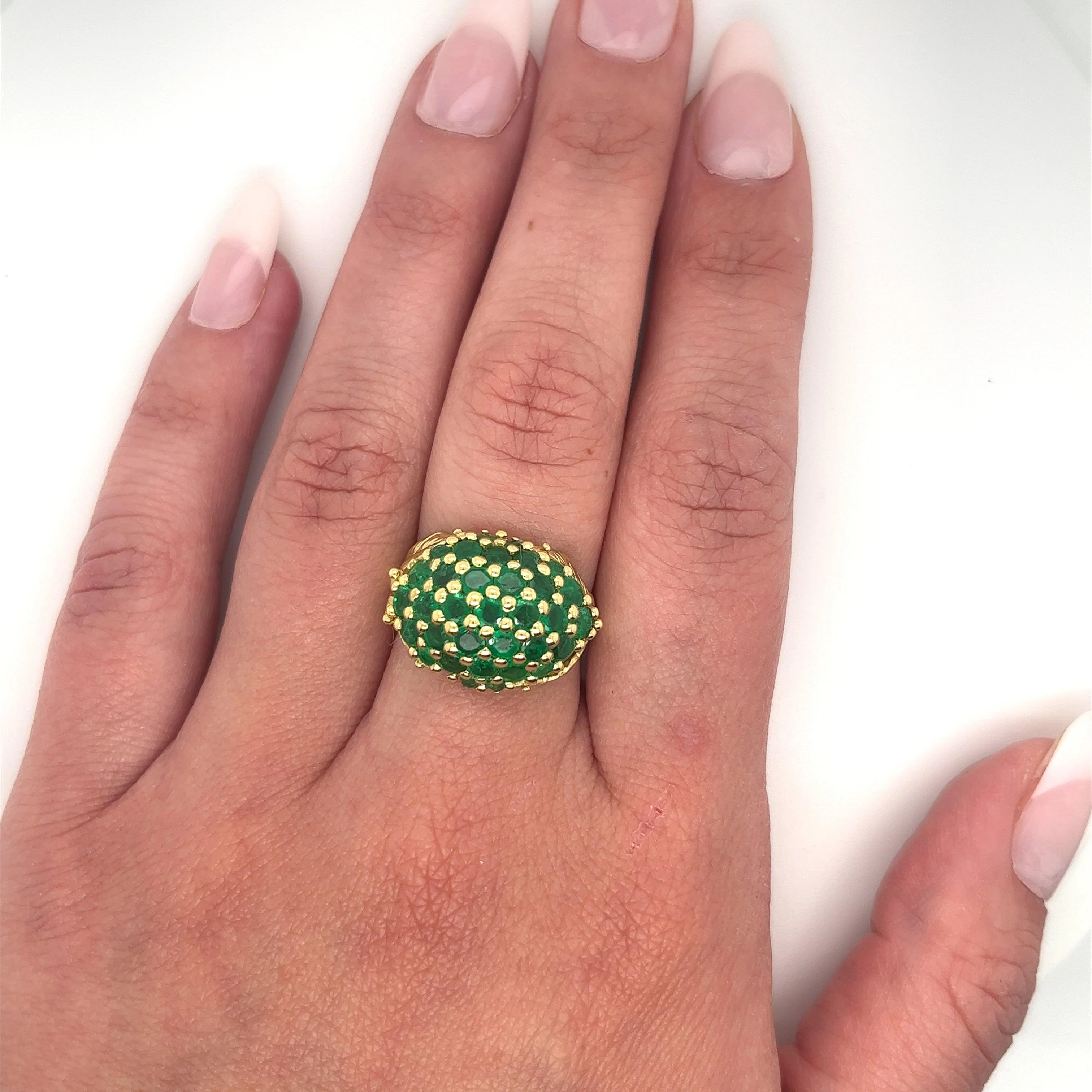 18K Yellow Gold Round Natural Emerald Gemstone Cluster Dome Ring - Image 6