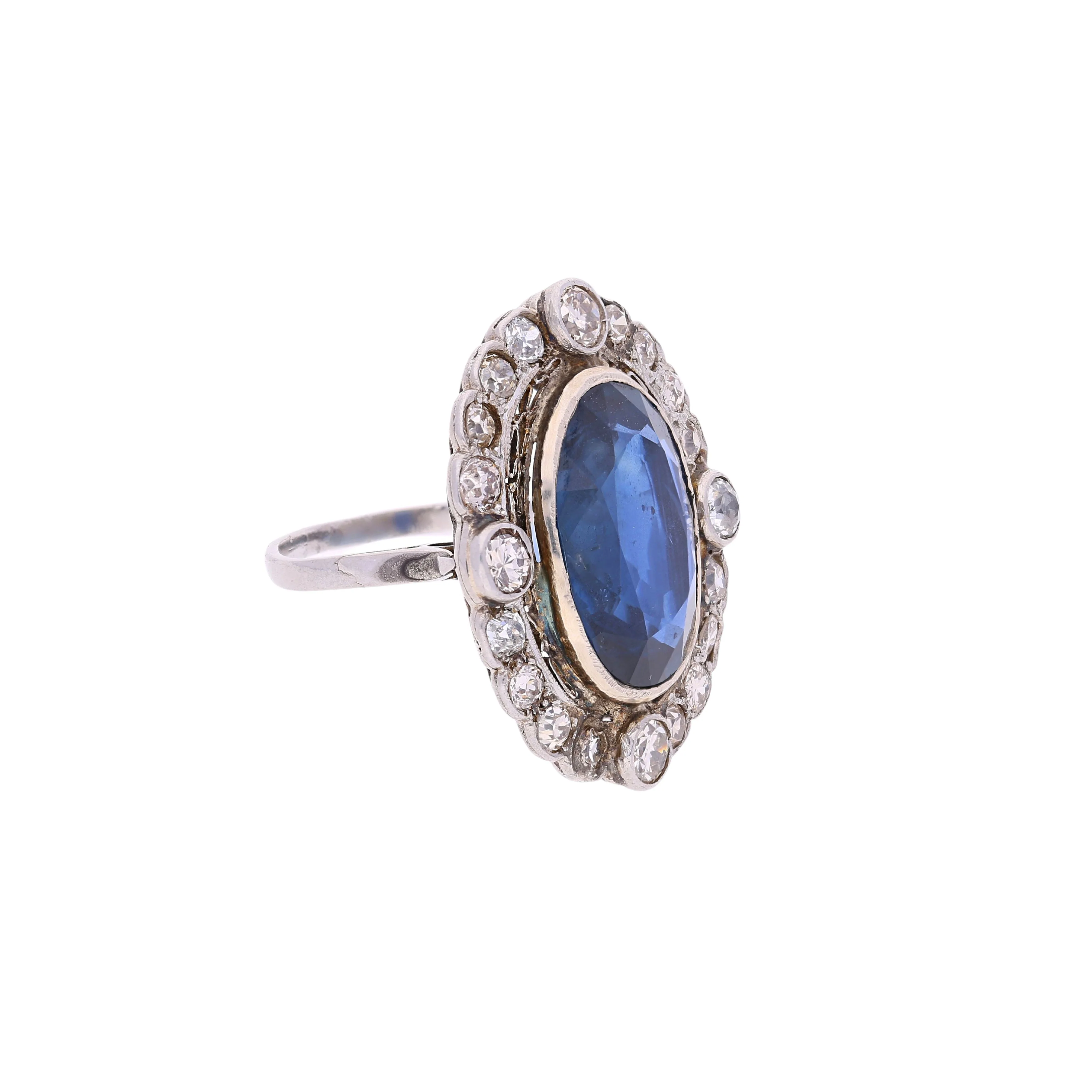19th Century Victorian-Era 15 Carat Burma Oval-Cut Sapphire and Diamond Ring - Image 3