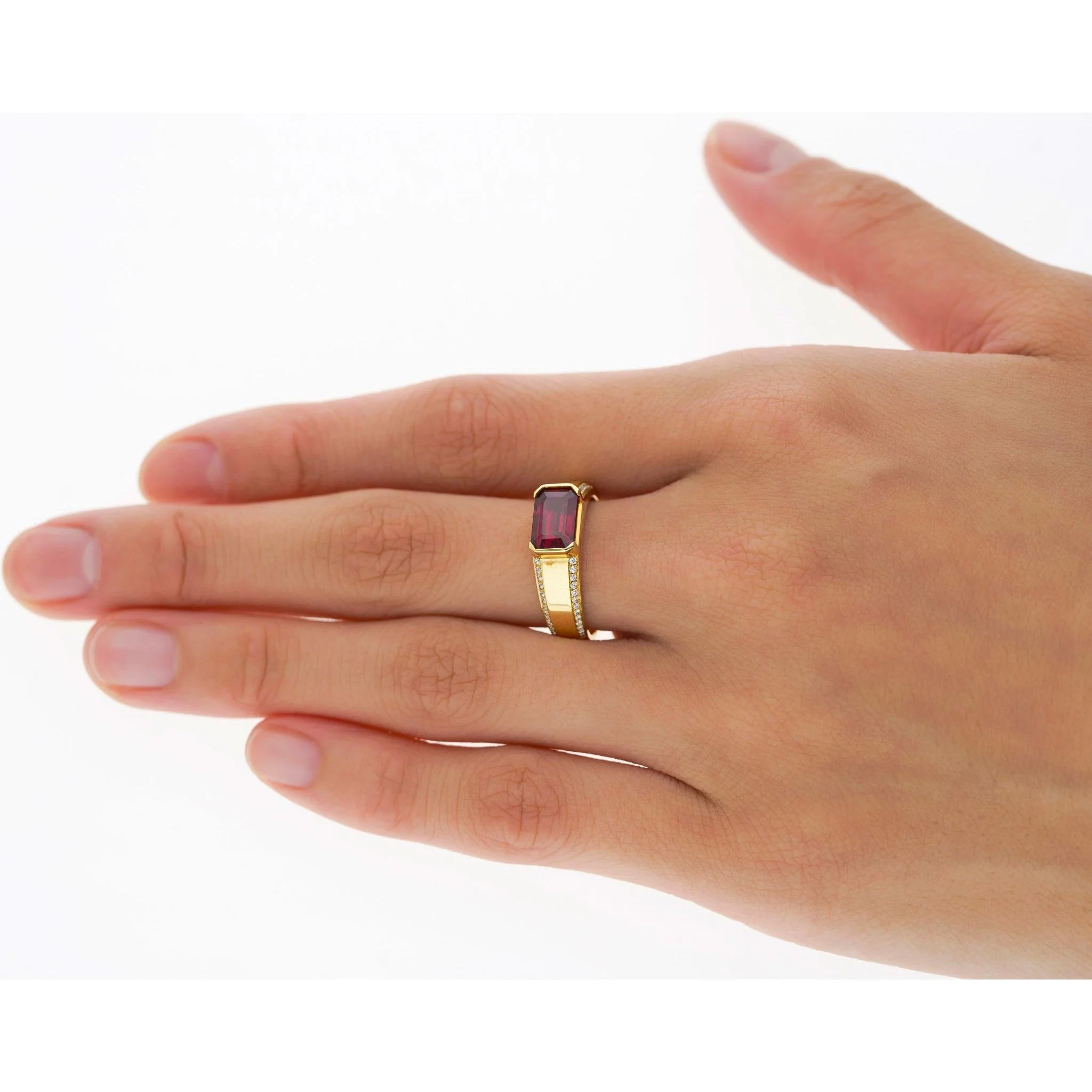 2.09 Carat Vivid Red Pigeon's Blood Burma Ruby Emerald Cut East-West Ring - Image 8