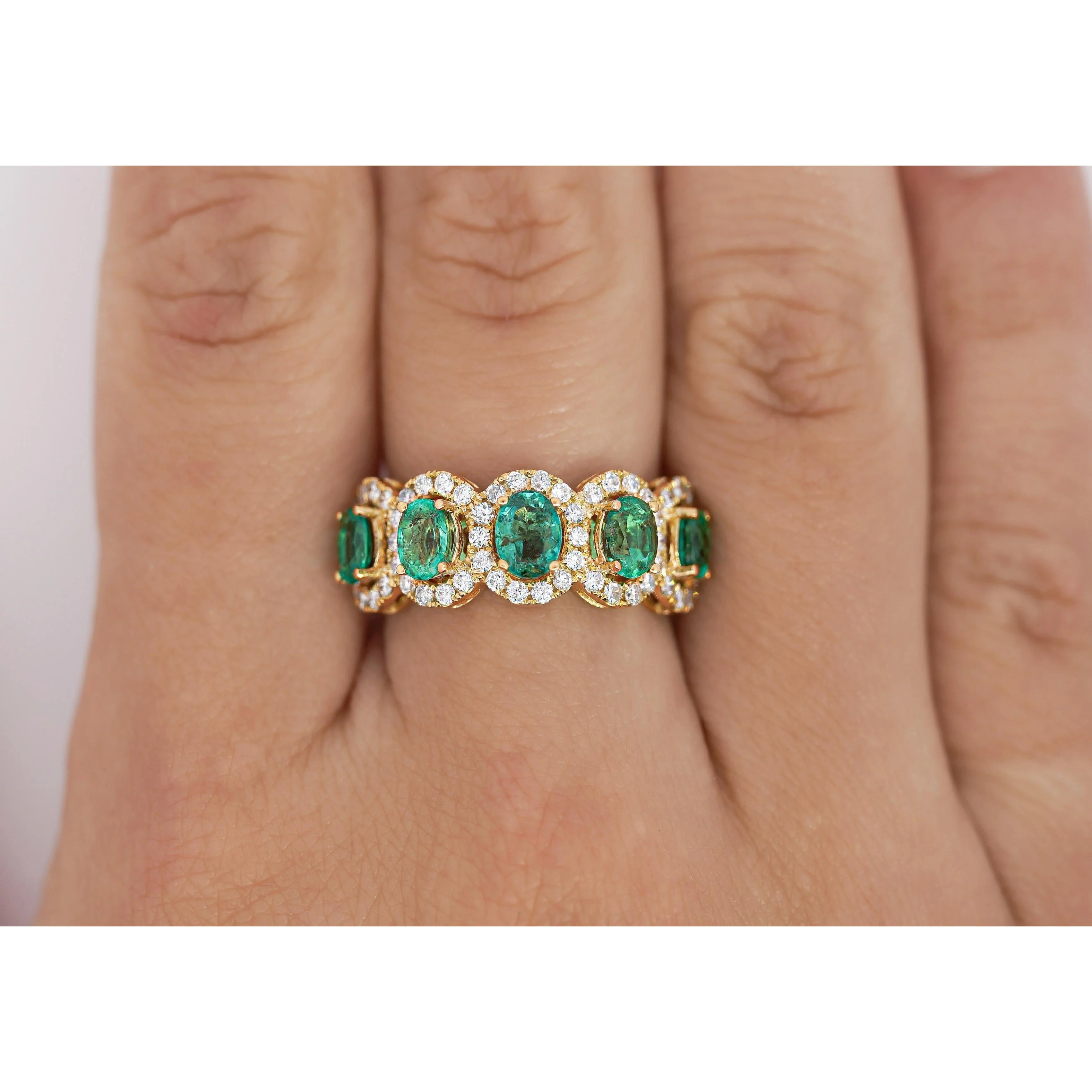 2.29 Carat Oval Cut Emerald and Diamond Wedding Band in 18K Gold - Image 7
