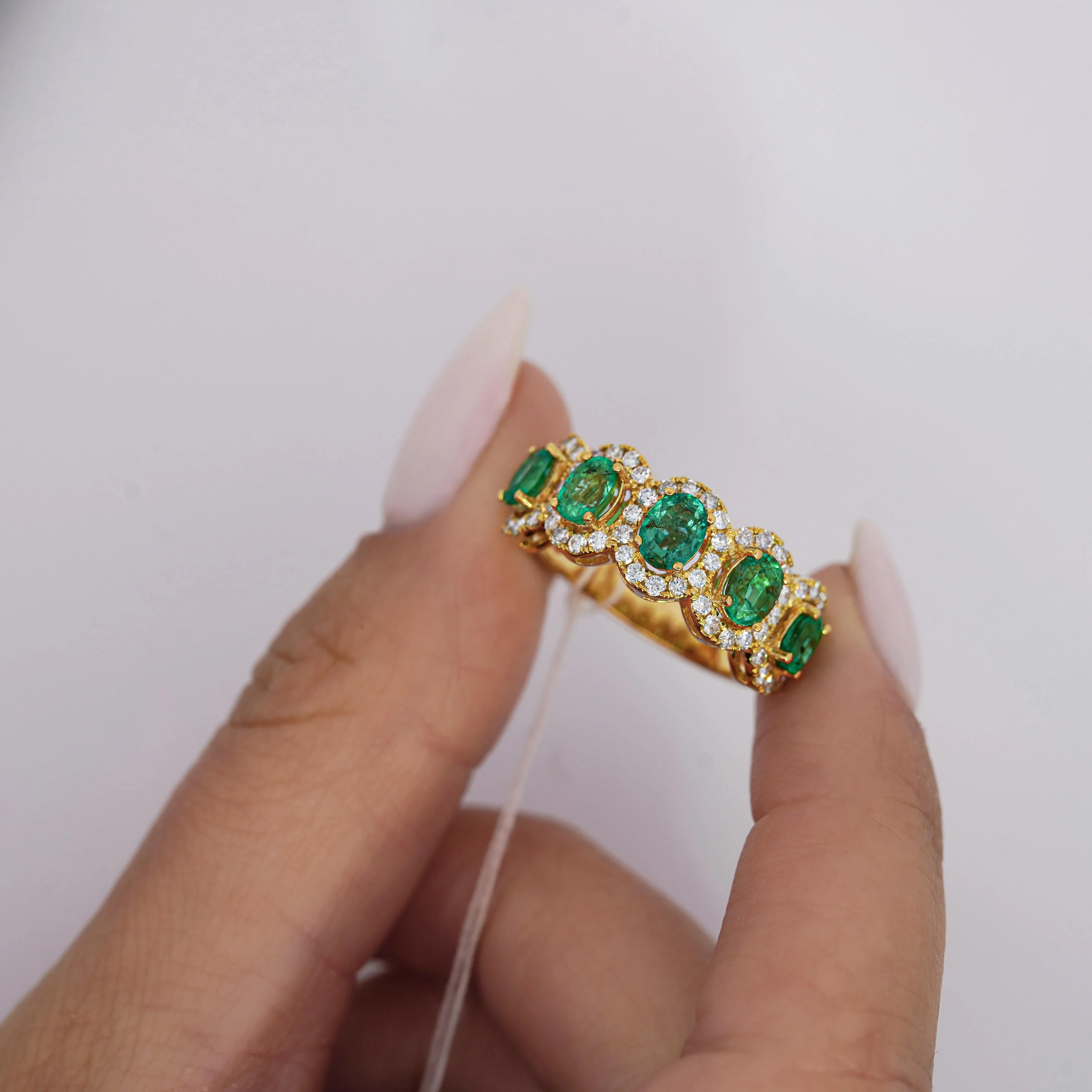 2.29 Carat Oval Cut Emerald and Diamond Wedding Band in 18K Gold - Image 9