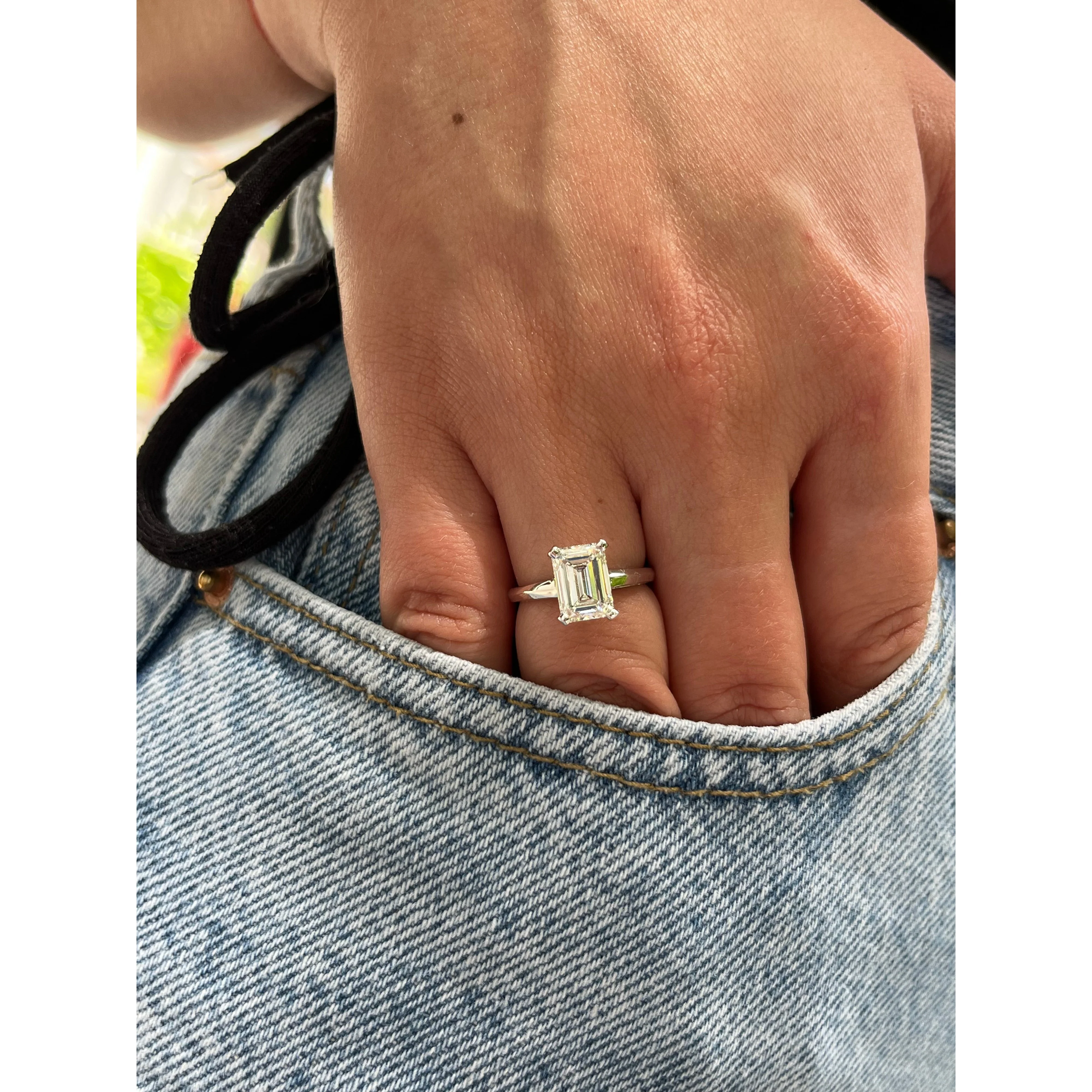 2.54 Carat G/VS1 Emerald Cut Lab Grown Diamond Ring in 14k White Gold | IGI Certified - Image 5