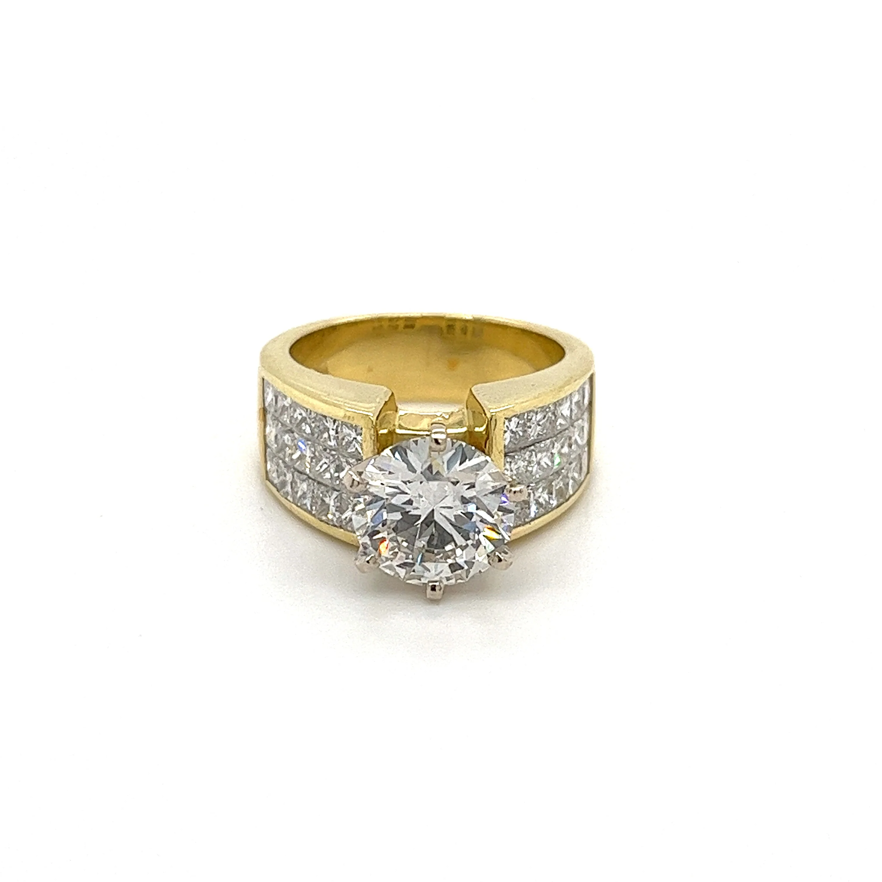 2.7 Carat Round Cut Lab Grown Diamond Ring with Princess Cut Diamond Cluster - Image 4