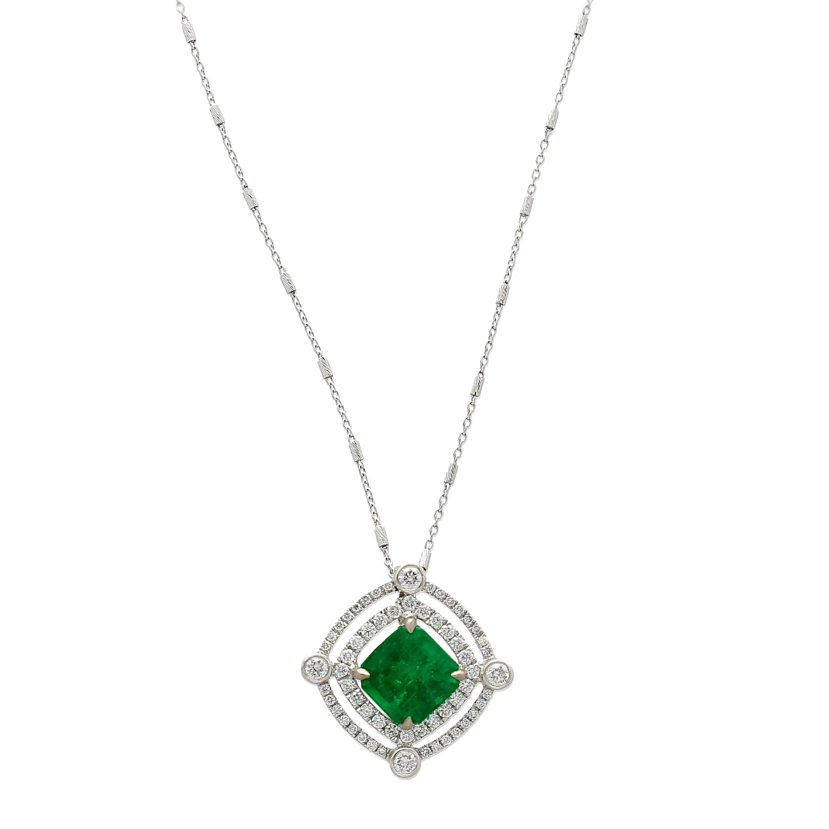 2.72 Carat GRS Certified Minor Oil Muzo Green Colombian Emerald Necklace in 18k White Gold - Image 3