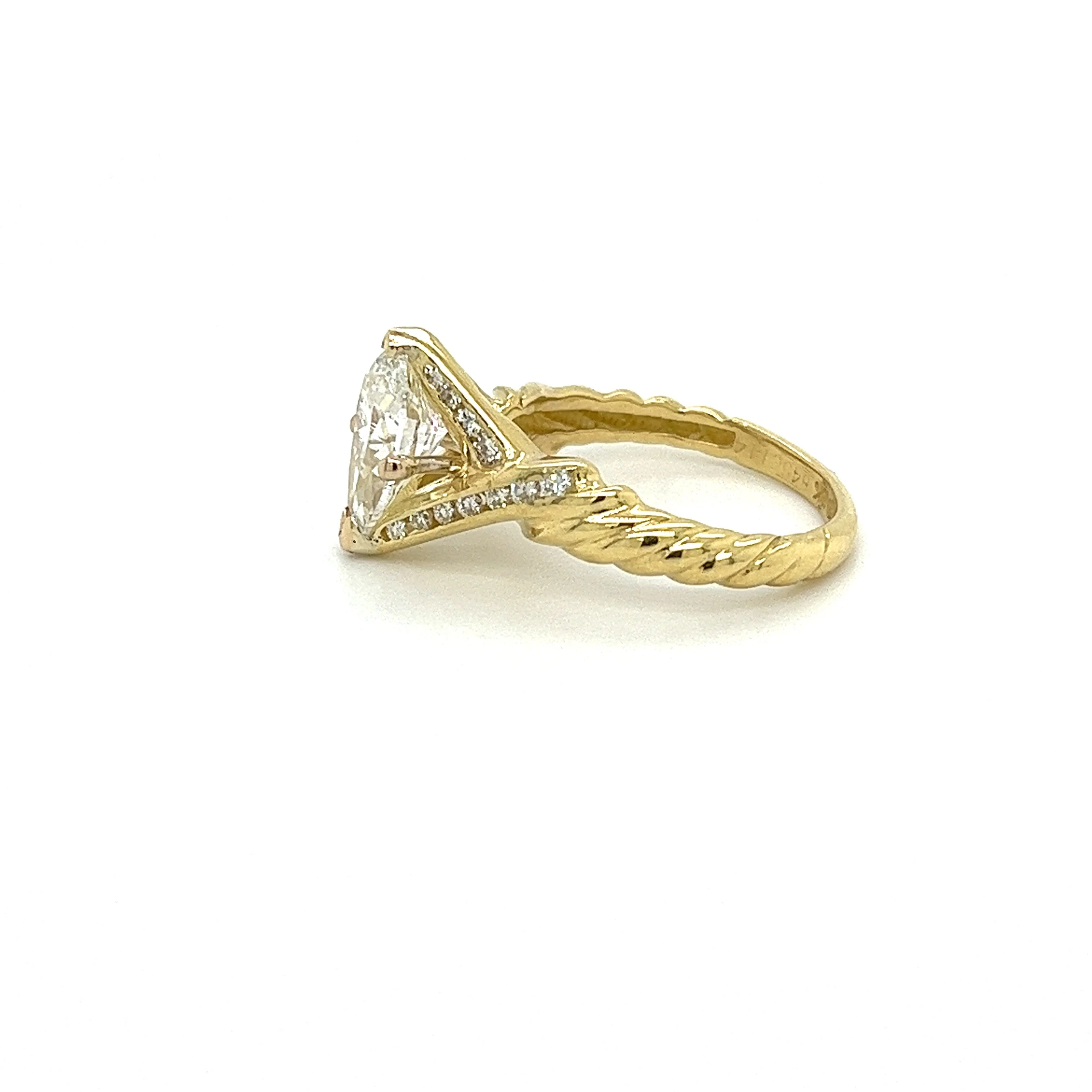 2.06 Carat Pear Cut Lab Grown Diamond in 18K Gold Twisted Crossover Ring - Image 3