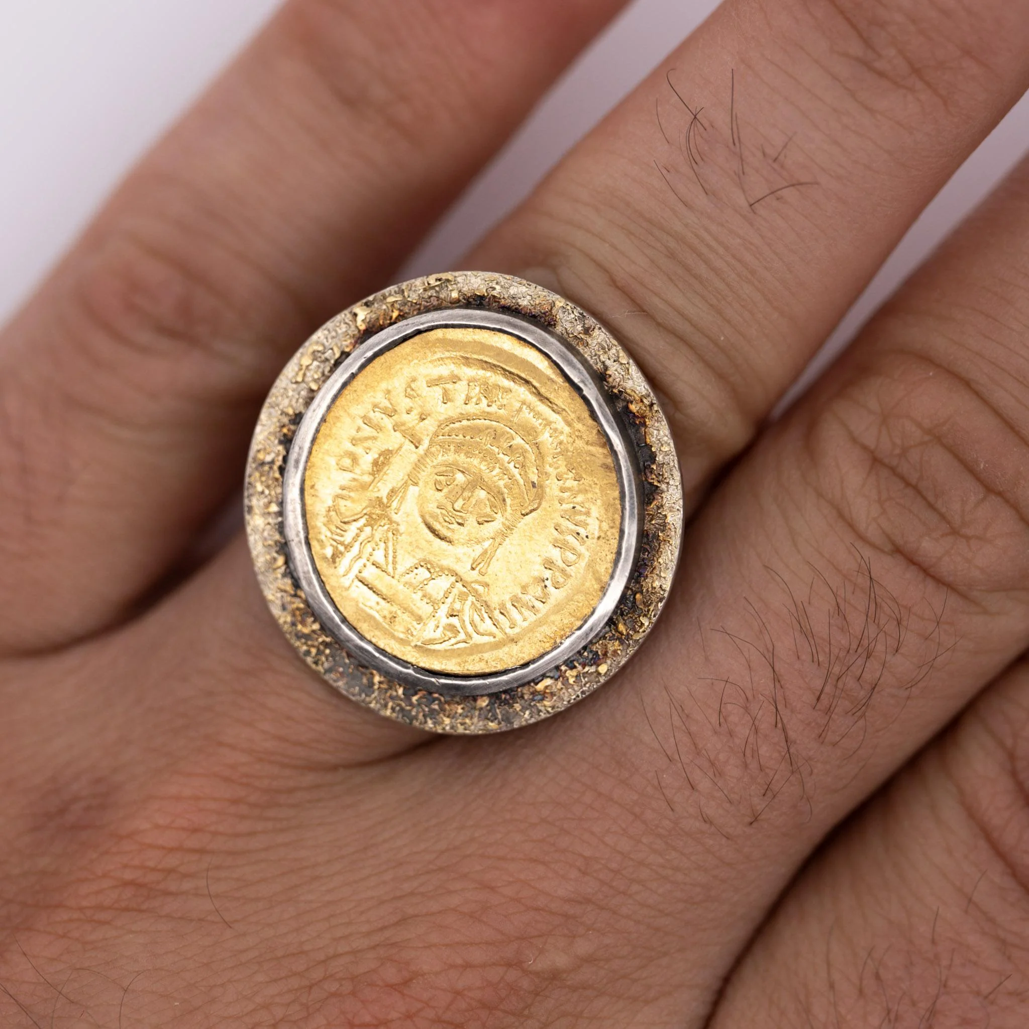 22K Gold Antique Byzantine Empire JUSTINIAN I Coin Bezel Ring - Image 7