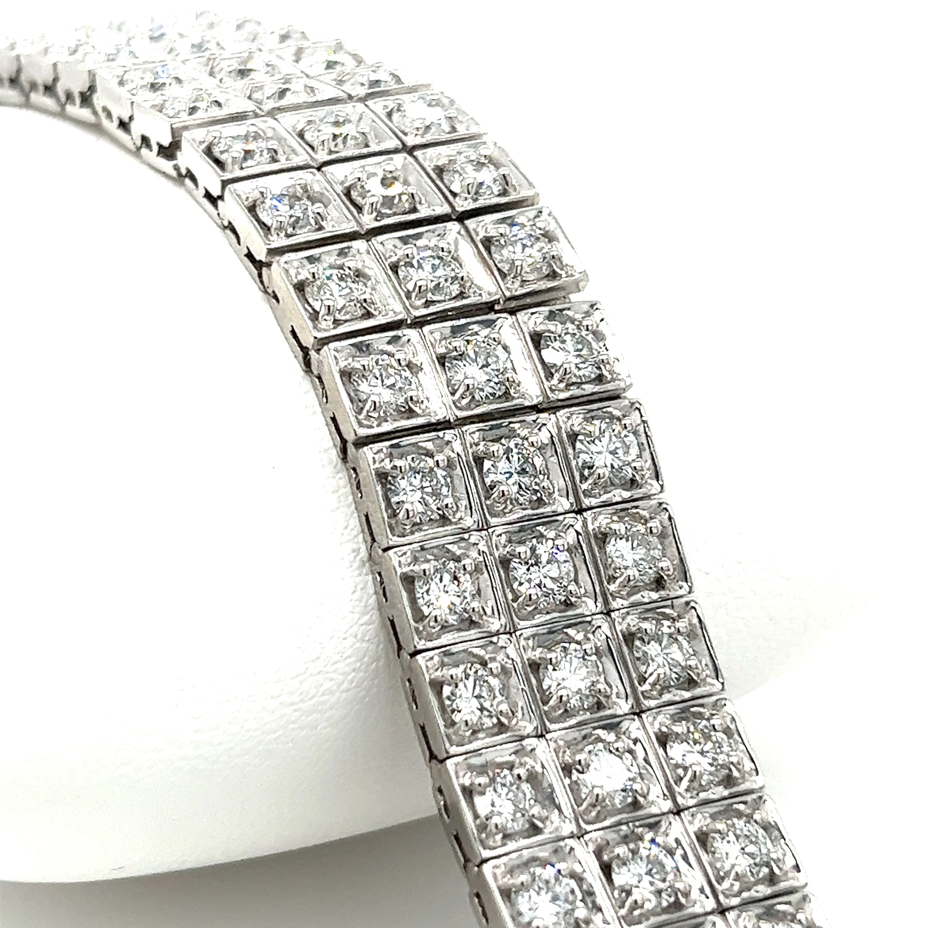 23.5 Carat Natural Round Cut Diamond 3 Row Box Set Tennis Bracelet - Image 2