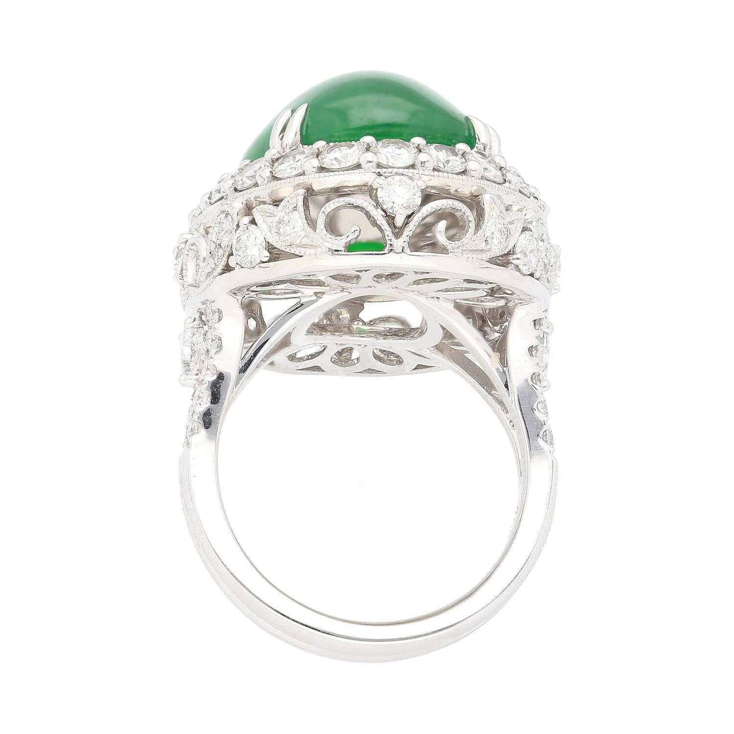 Vintage 24 Carat Oval Cabochon Jade and Round Diamond Floral Pattern Ring - Image 5