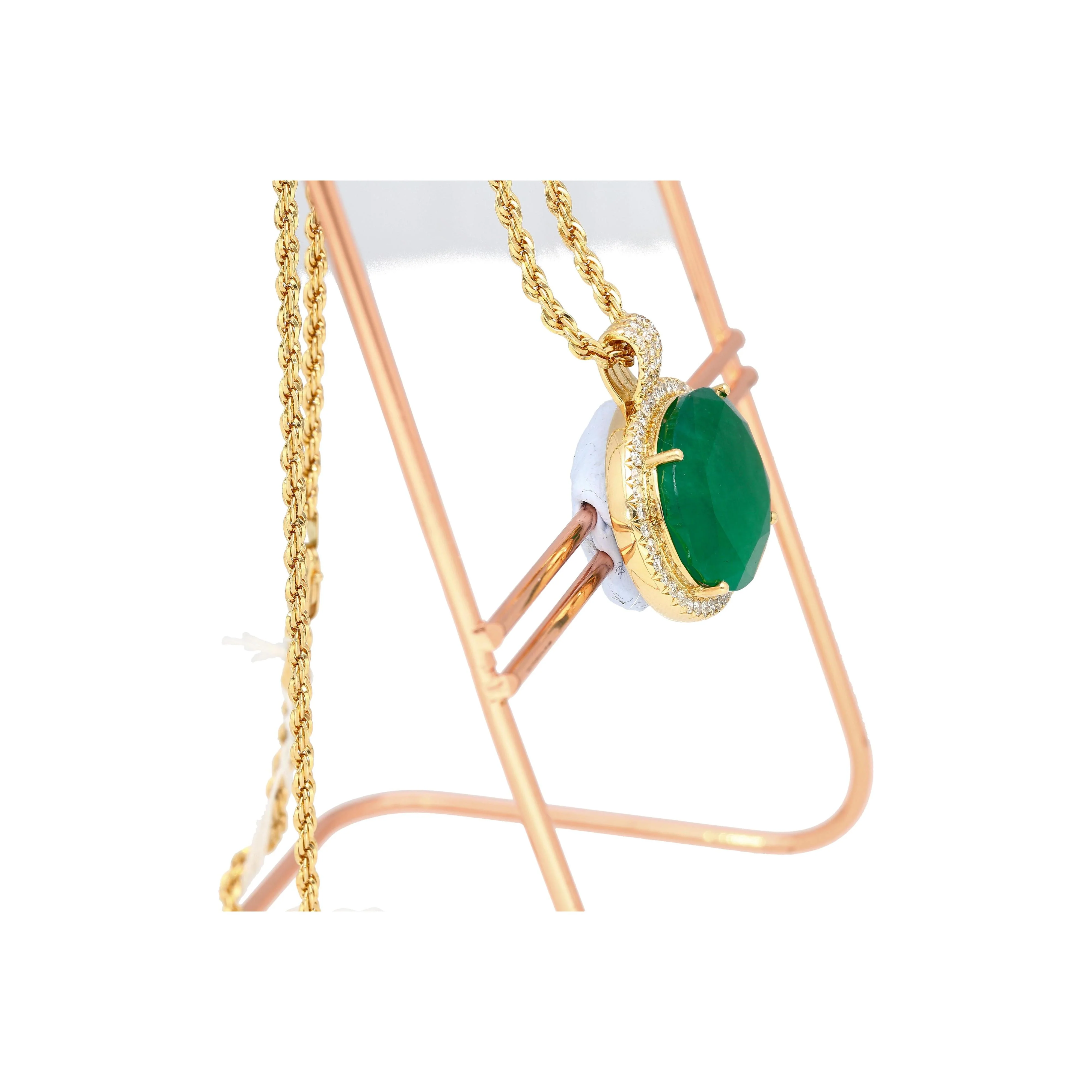 28.56 Carat Oval Cut Emerald & Diamond Halo 18K Gold Pendant Necklace - Image 8